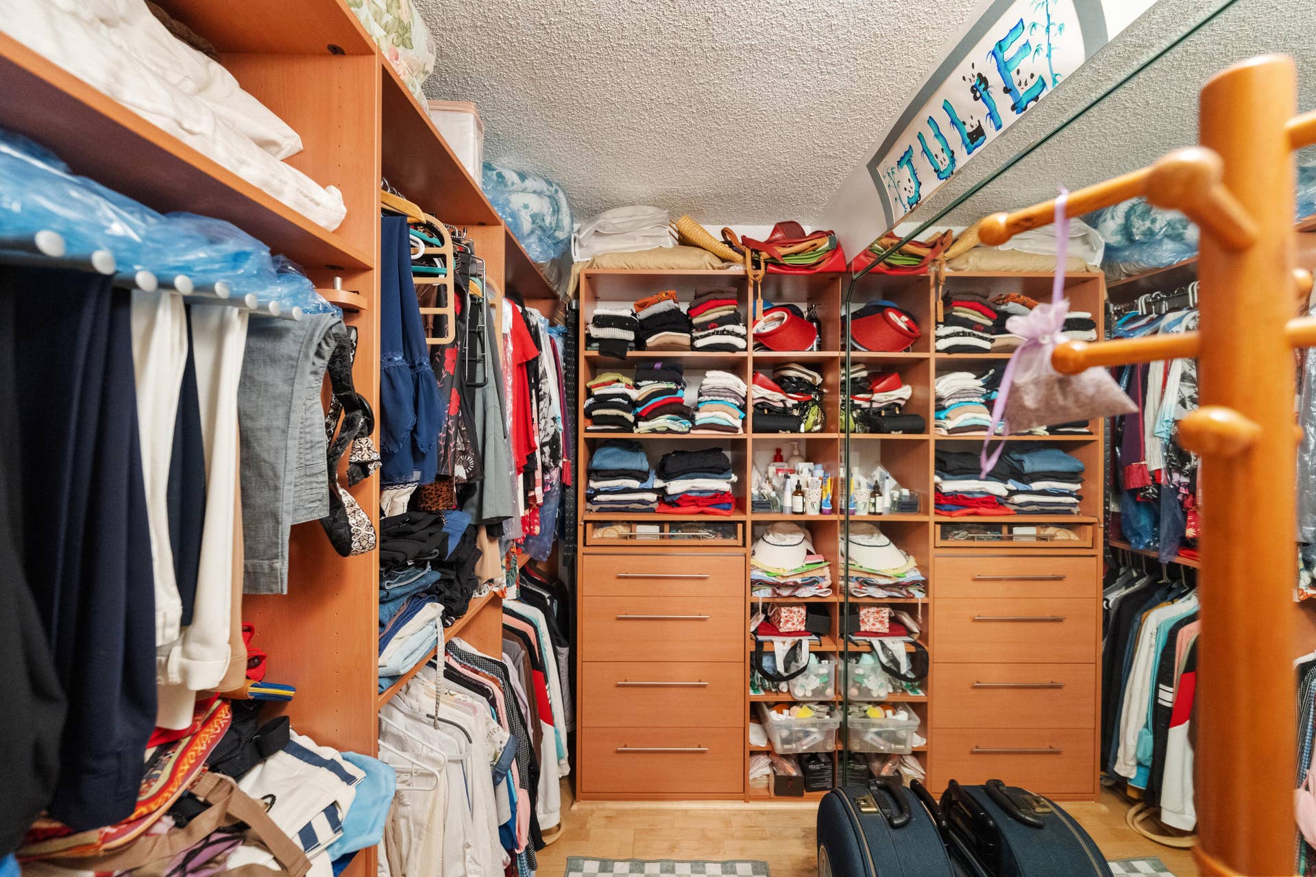 6555 W BROWARD Boulevard, #403, Plantation, FL 33317 Custom walk-in closet