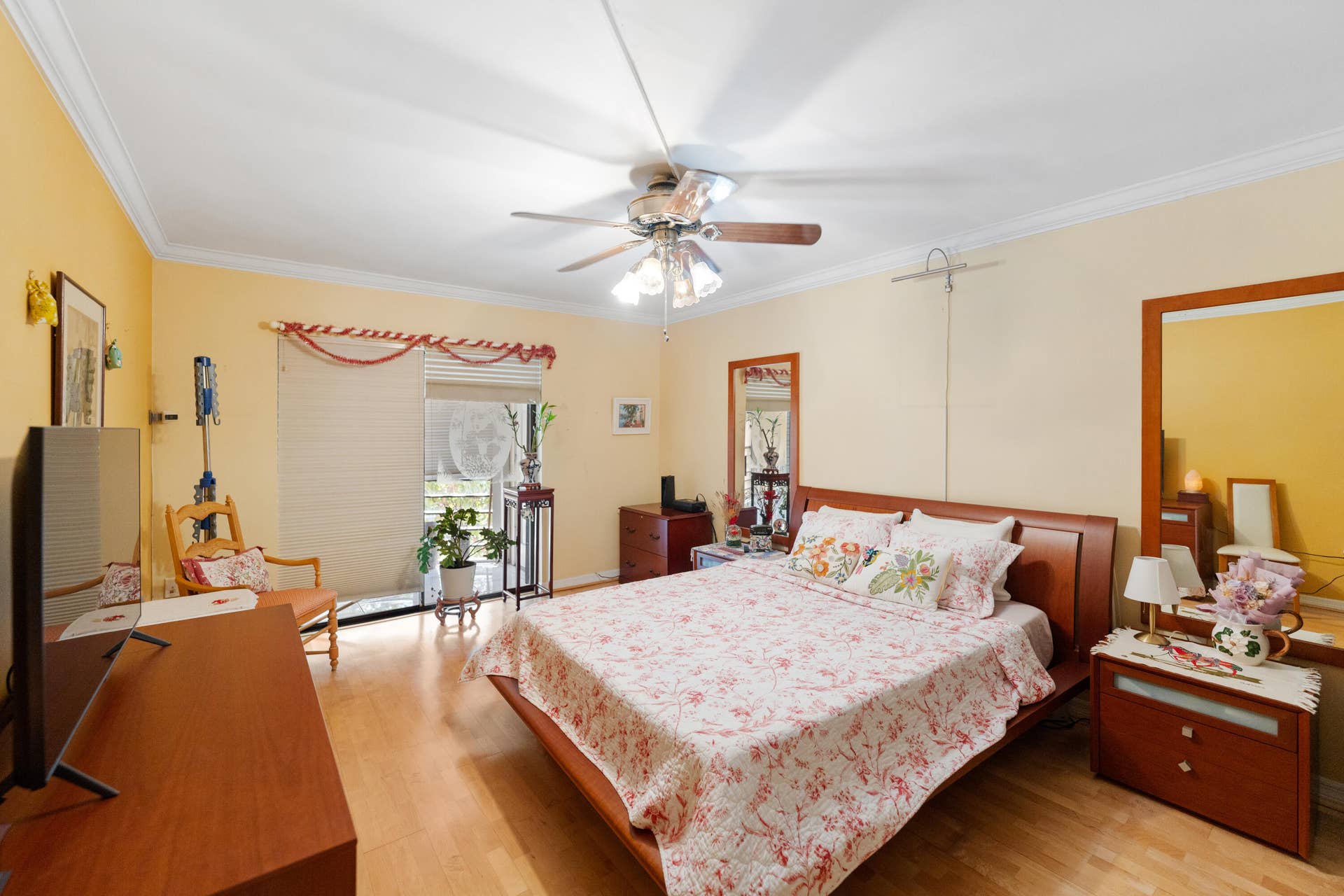 6555 W BROWARD Boulevard, #403, Plantation, FL 33317 Master bedroom