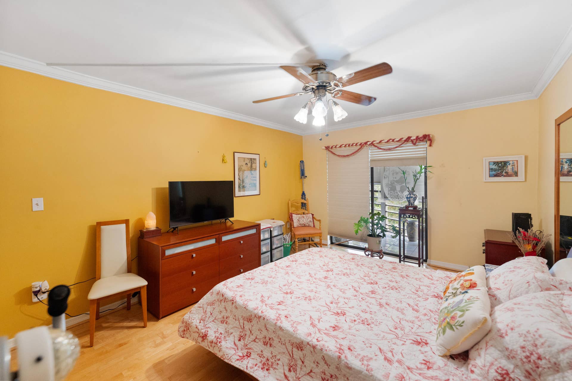6555 W BROWARD Boulevard, #403, Plantation, FL 33317 Master bedroom