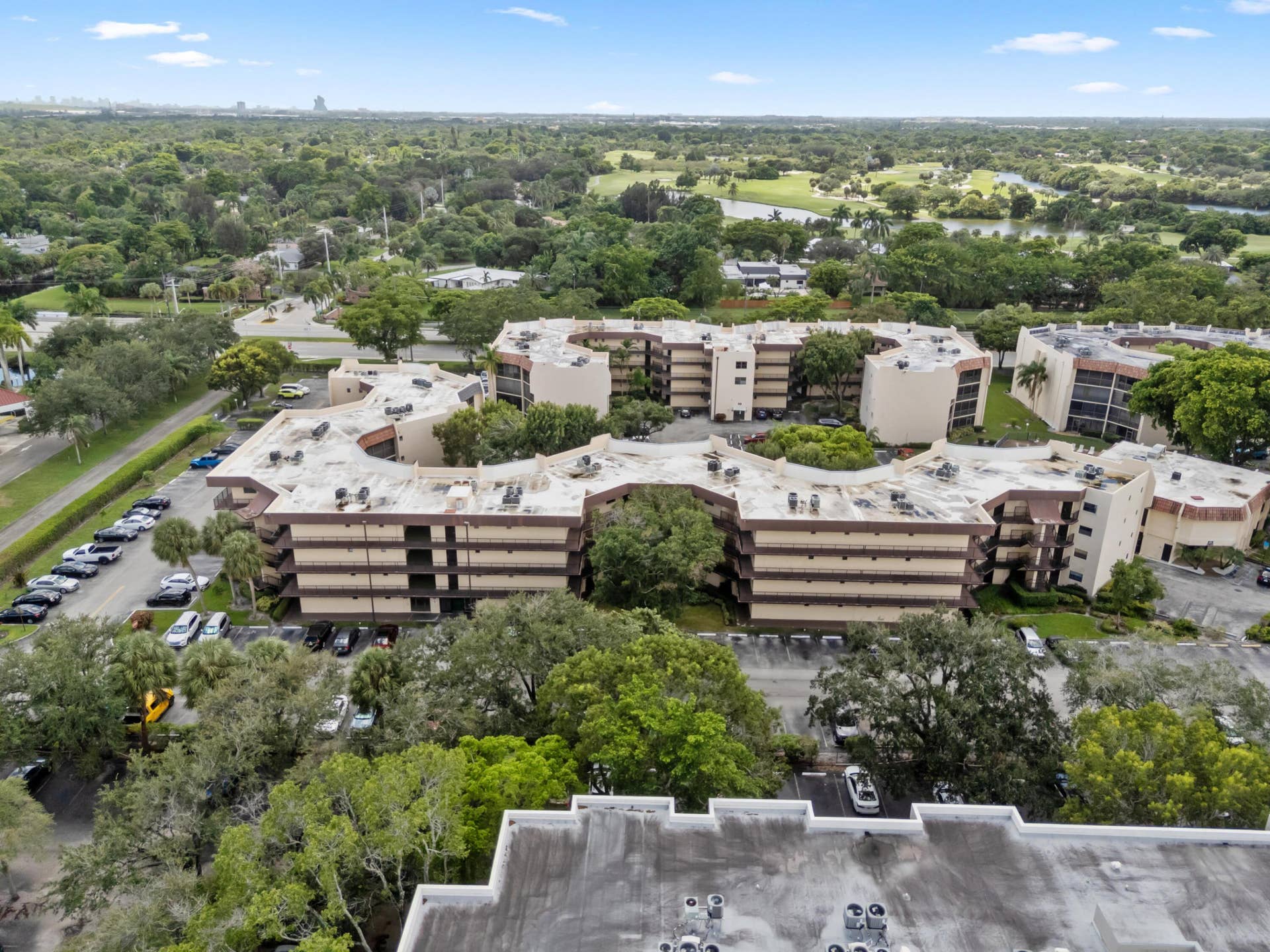 6555 W BROWARD Boulevard, #403, Plantation, FL 33317 Aerial View- Neighborhood Overview