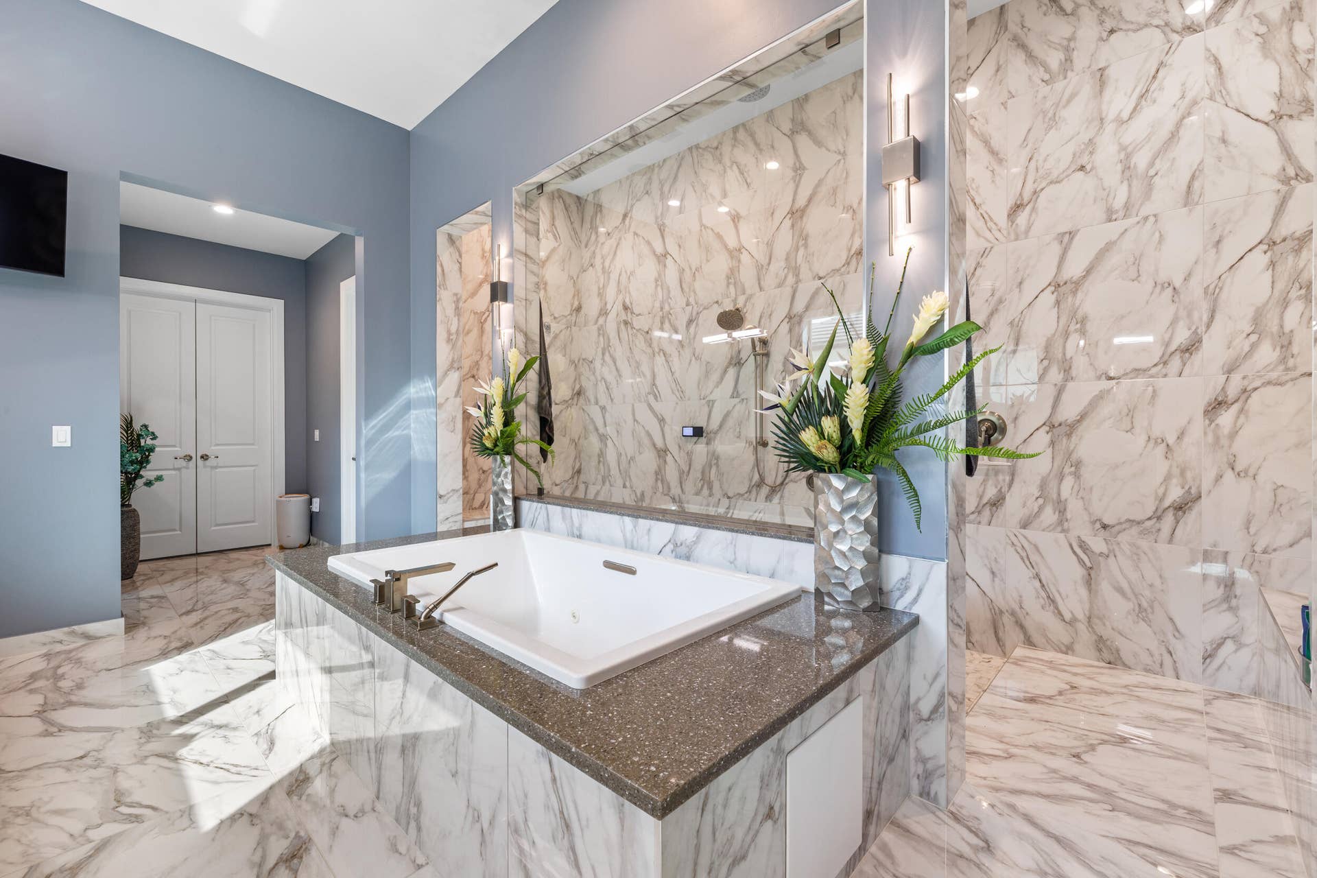 19743 SE Gallberry Drive, Jupiter, FL 33458 Primary Bathroom