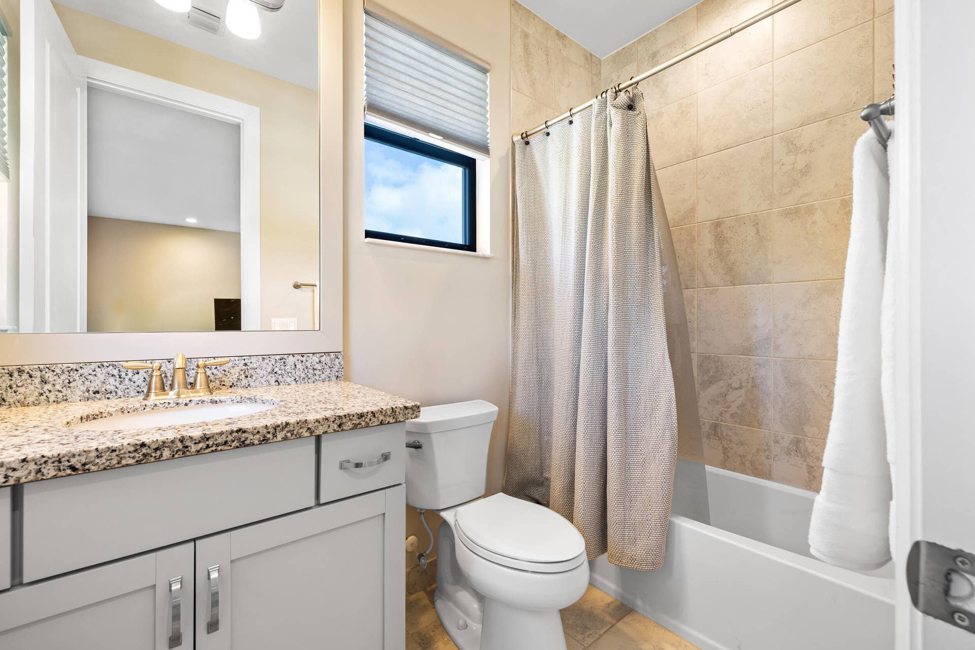 19743 SE Gallberry Drive, Jupiter, FL 33458 Bathroom 3