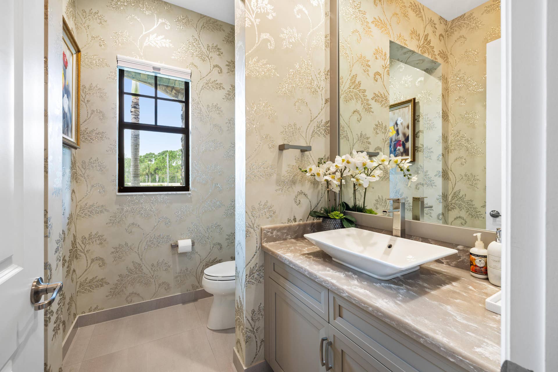 19743 SE Gallberry Drive, Jupiter, FL 33458 Powder Room