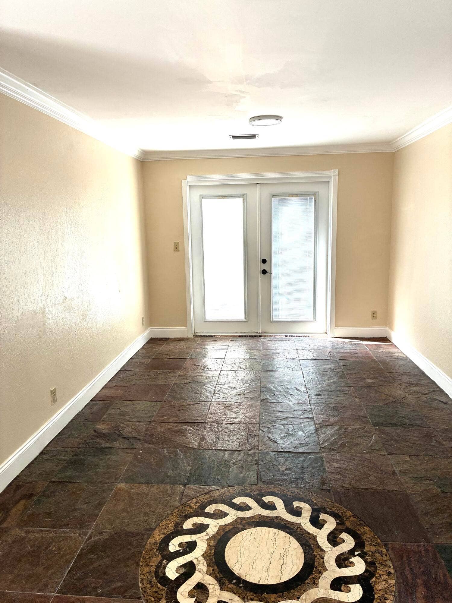 11560 NW 23RD Street NW, #E, Coral Springs, FL 33065 Dinning area