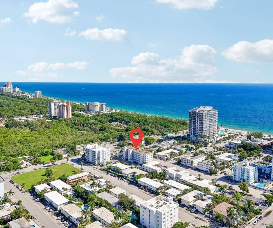 711 N Birch Road, #204, Fort Lauderdale, FL 33304 Bonnet House and Birch State Park to your North.