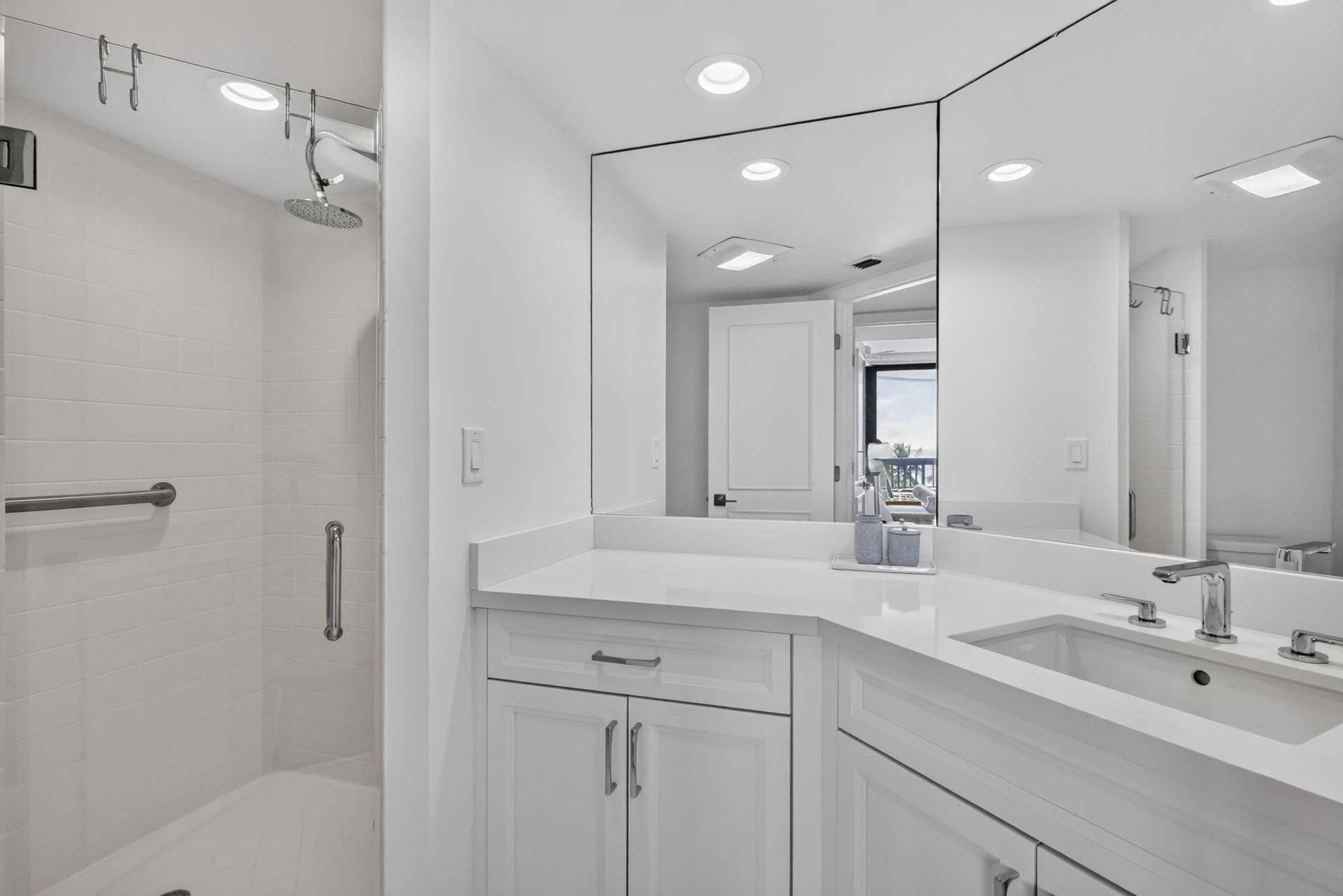 120 S Ocean Boulevard, #4A, Delray Beach, Delray Beach, FL 33483 36-web-or-mls-002__14A8196