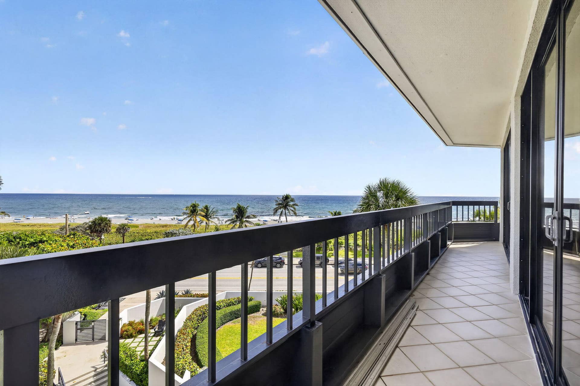 120 S Ocean Boulevard, #4A, Delray Beach, Delray Beach, FL 33483 41-web-or-mls-035__14A8301