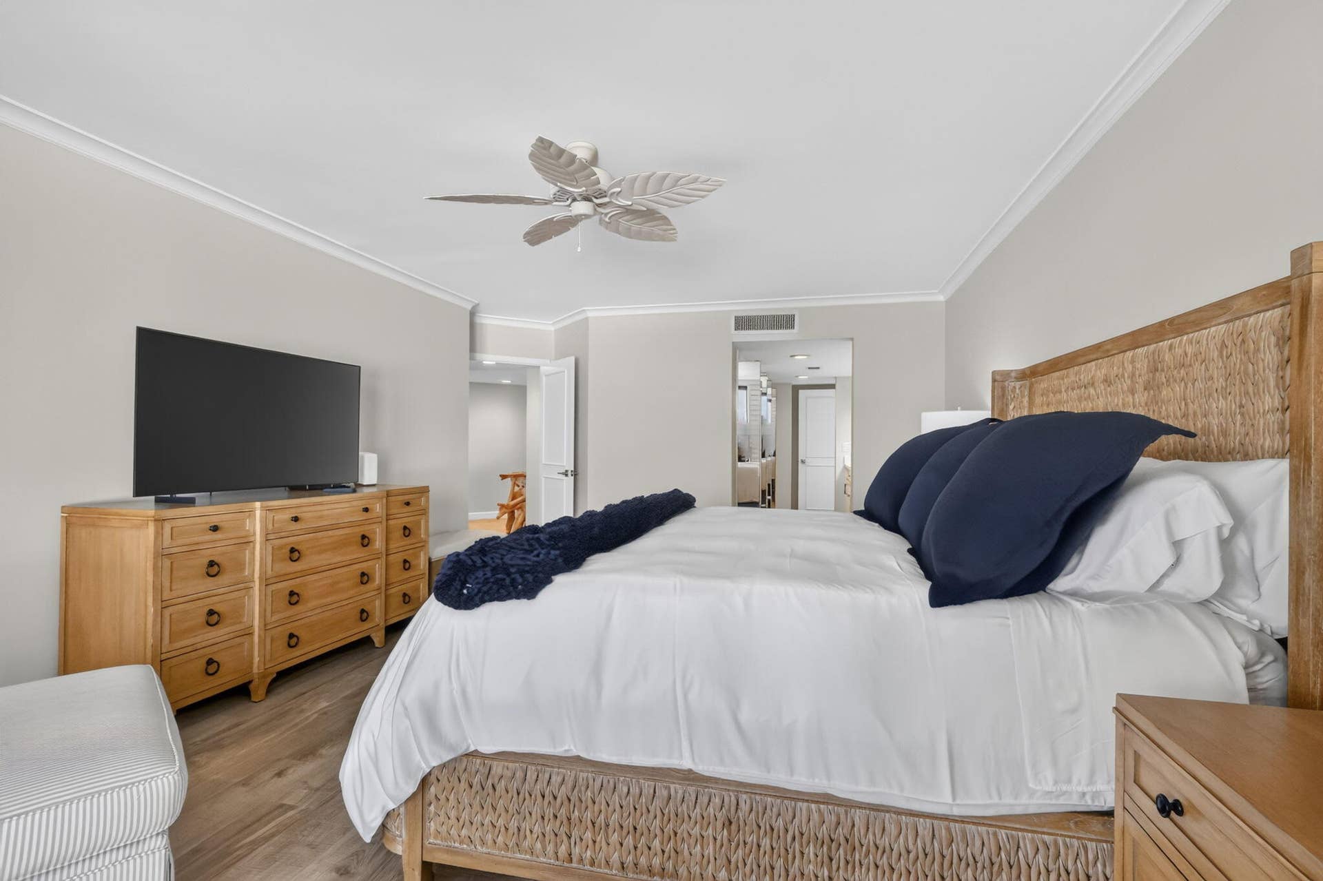 120 S Ocean Boulevard, #4A, Delray Beach, Delray Beach, FL 33483 22-web-or-mls-011__14A8124