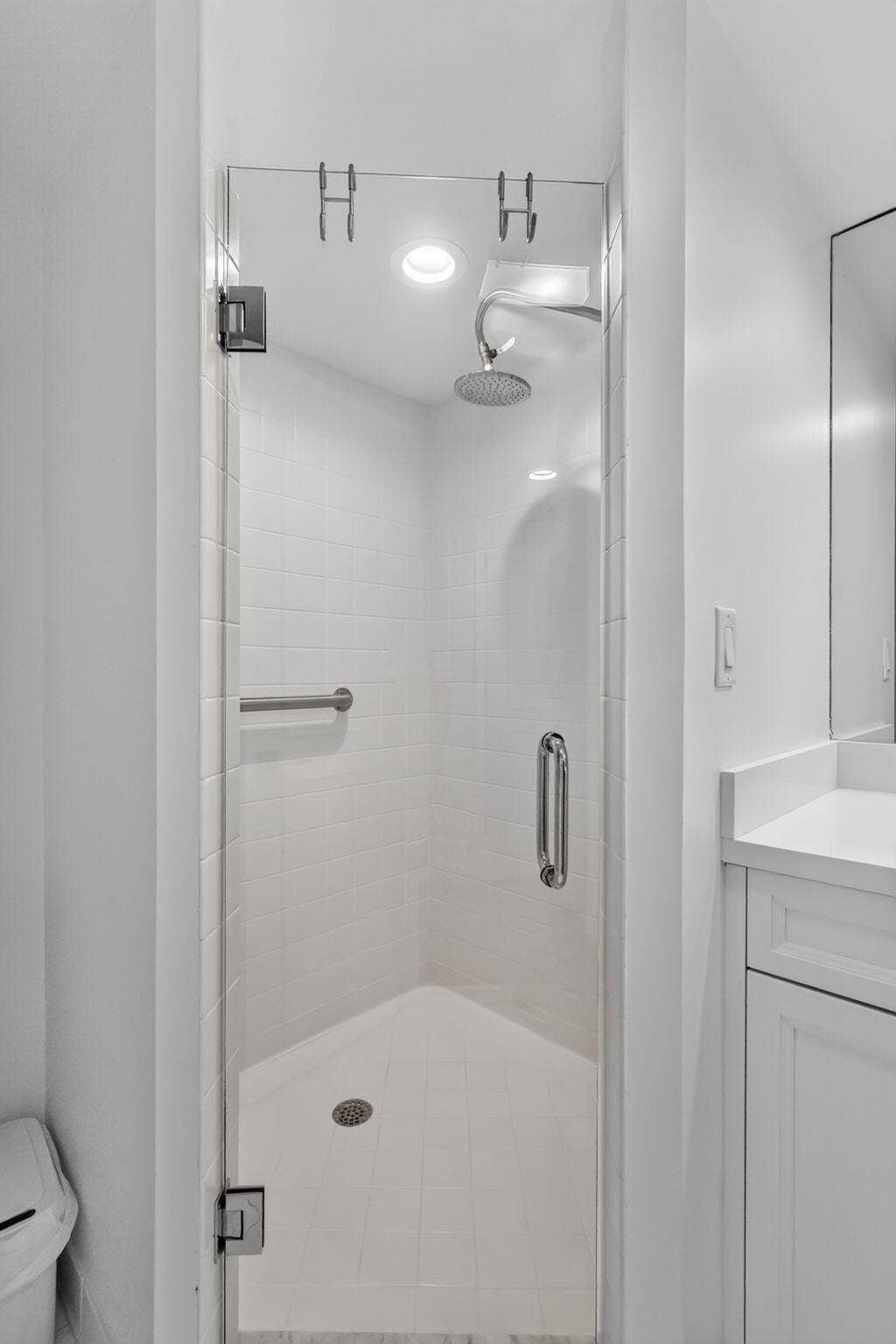 120 S Ocean Boulevard, #4A, Delray Beach, Delray Beach, FL 33483 37-web-or-mls-003__14A8205