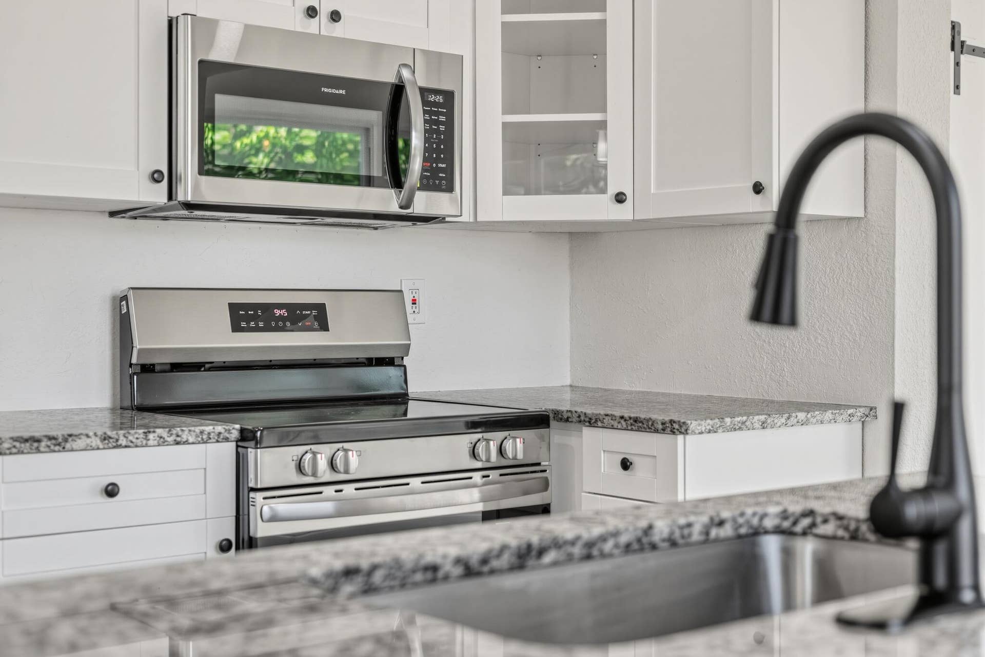 3040 NW 8TH Place, Fort Lauderdale, FL 33311 15