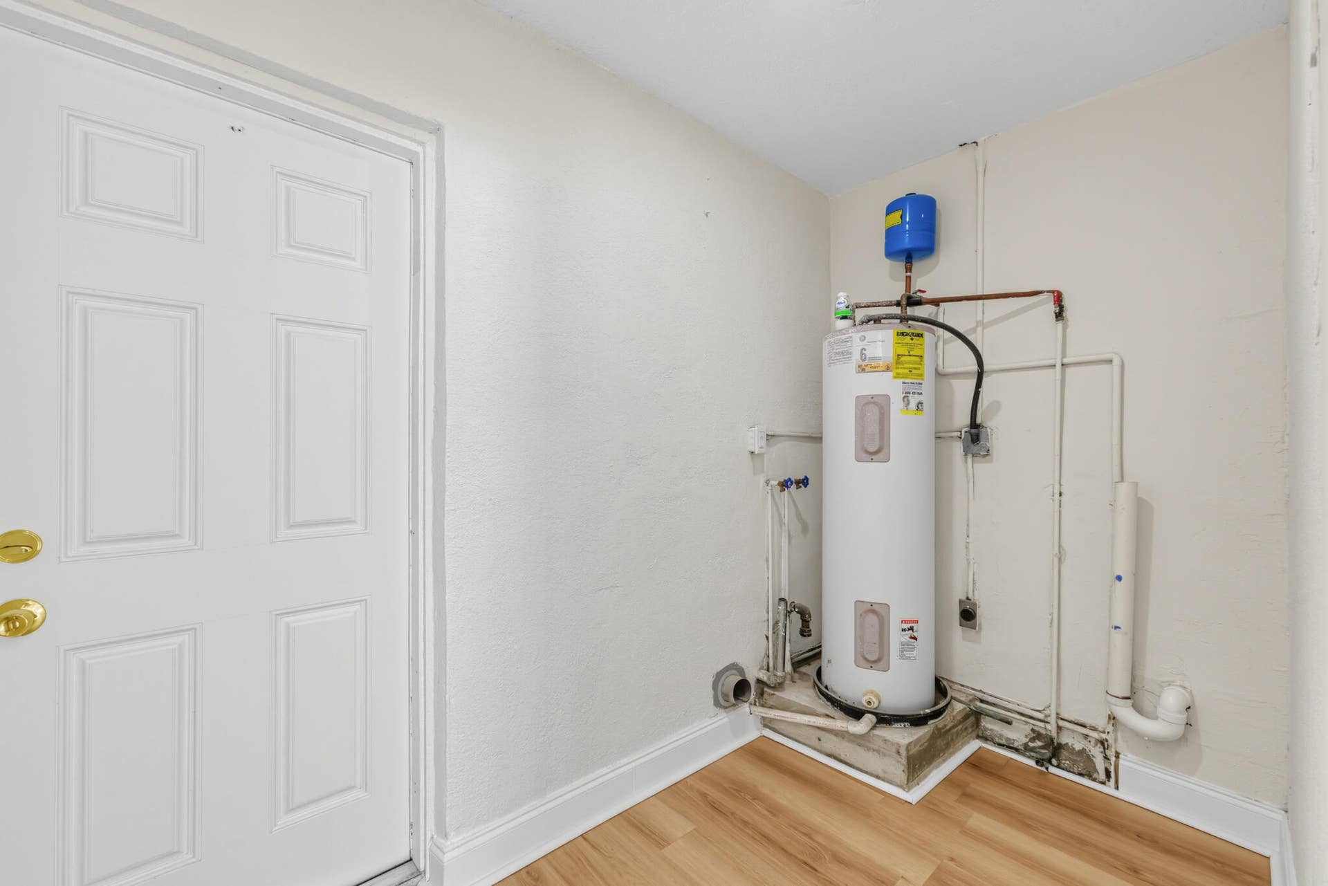 3040 NW 8TH Place, Fort Lauderdale, FL 33311 26