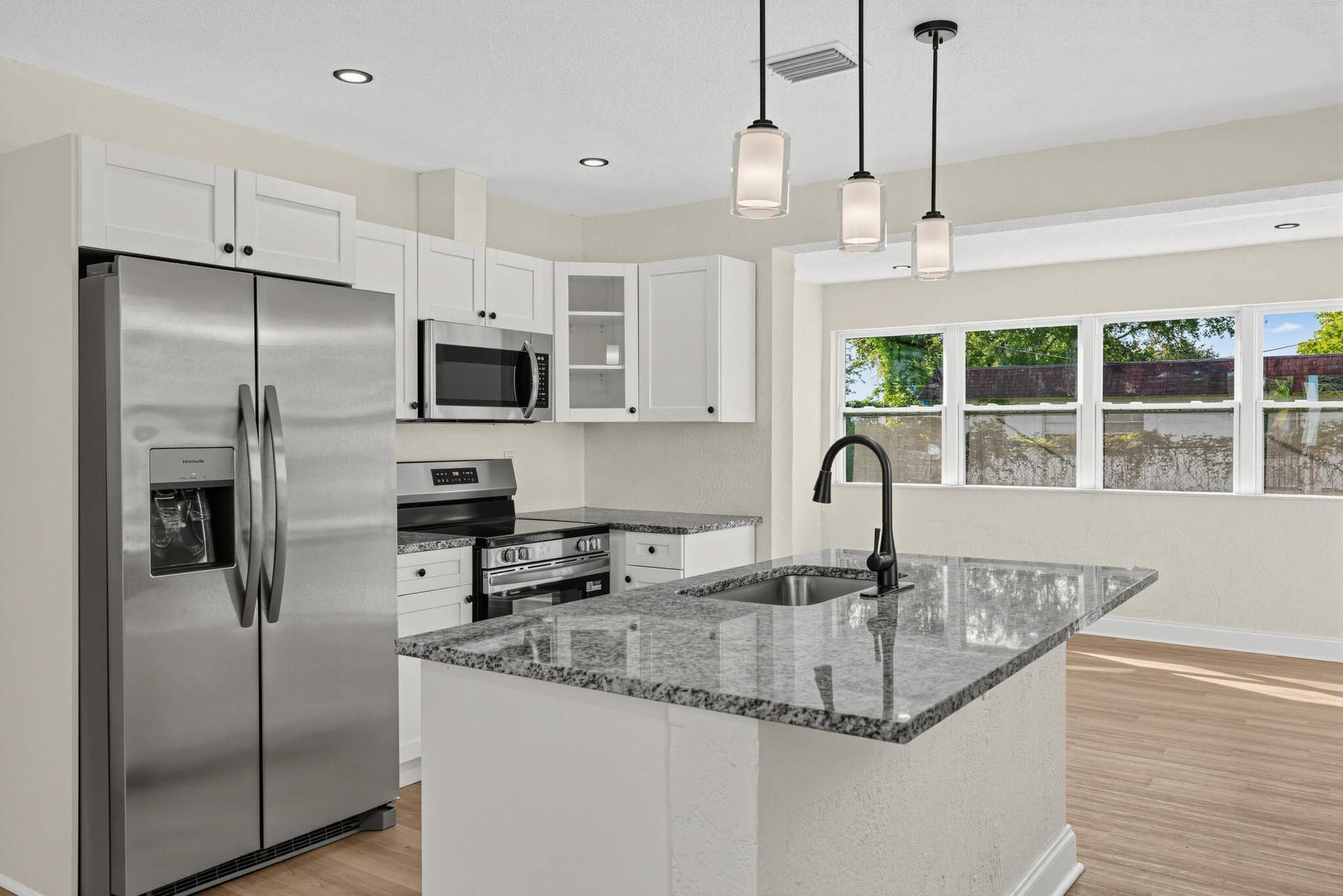 3040 NW 8TH Place, Fort Lauderdale, FL 33311 9