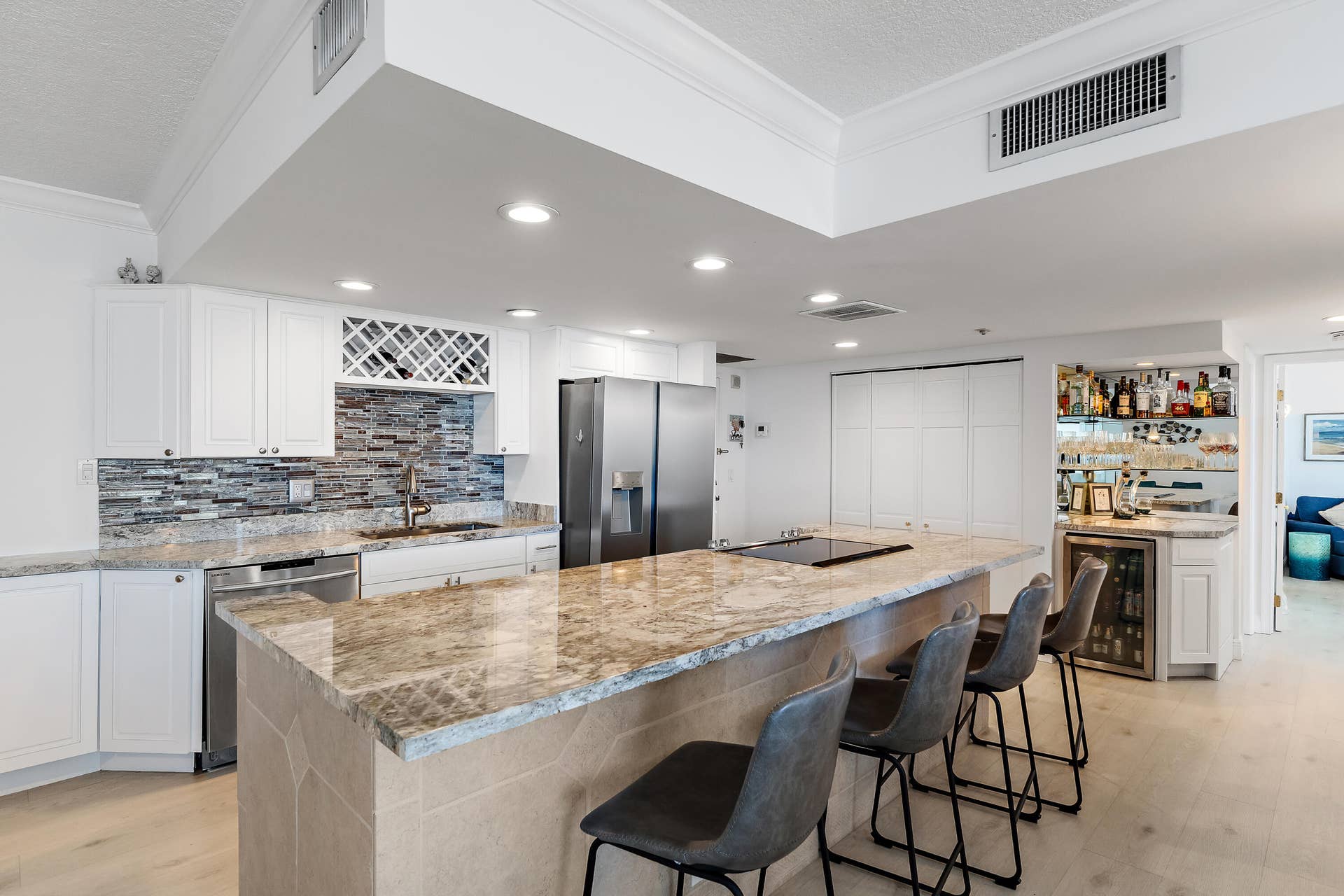 5440 N OCEAN Drive, #PH205, Singer Island, FL 33404 043-5440NOceanDr-PH205-SingerIsland-FULL