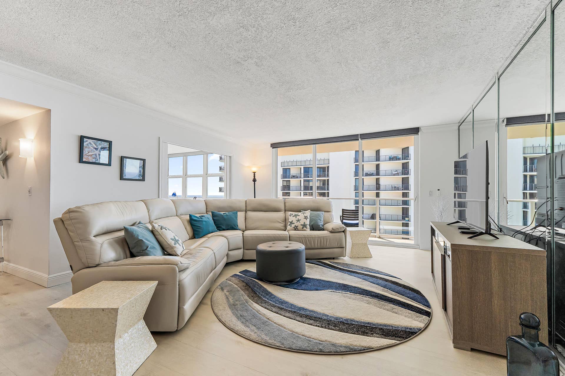 5440 N OCEAN Drive, #PH205, Singer Island, FL 33404 049-5440NOceanDr-PH205-SingerIsland-FULL