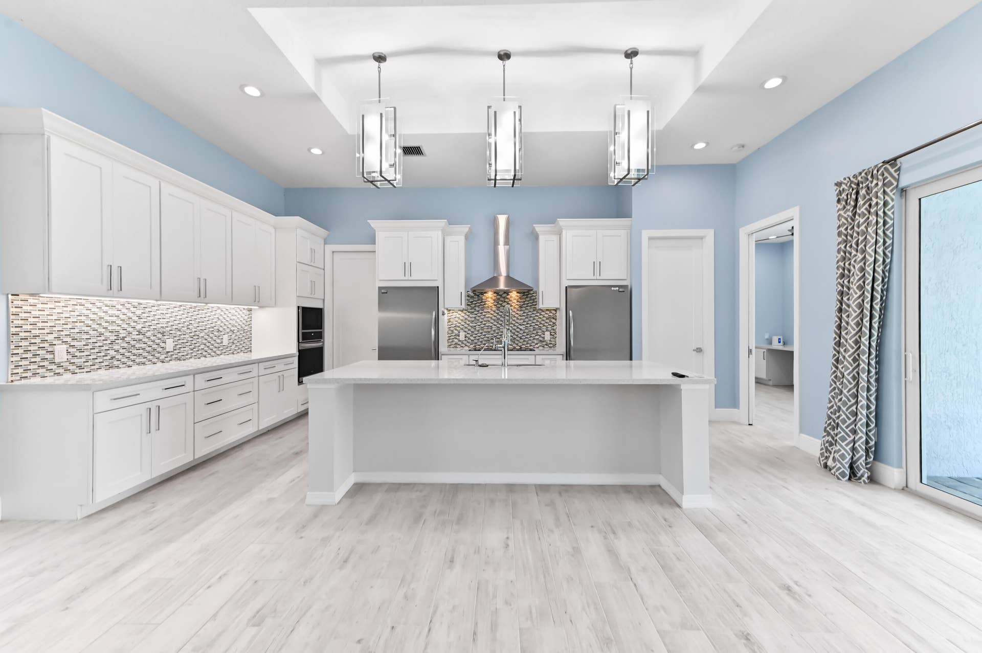09 kitchen 01