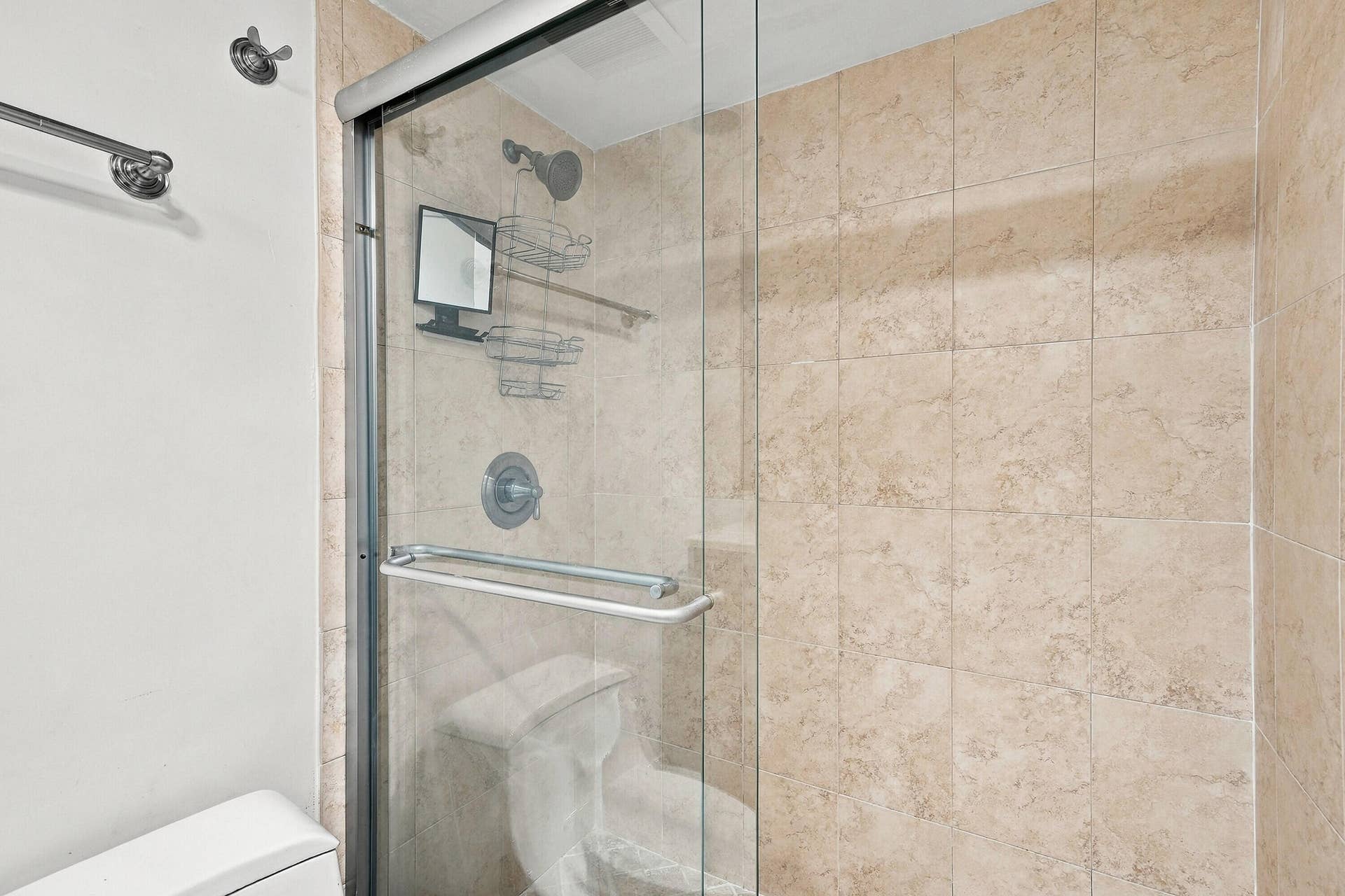 18181 NE 31ST Court, #804, Aventura, FL 33160 Bathroom