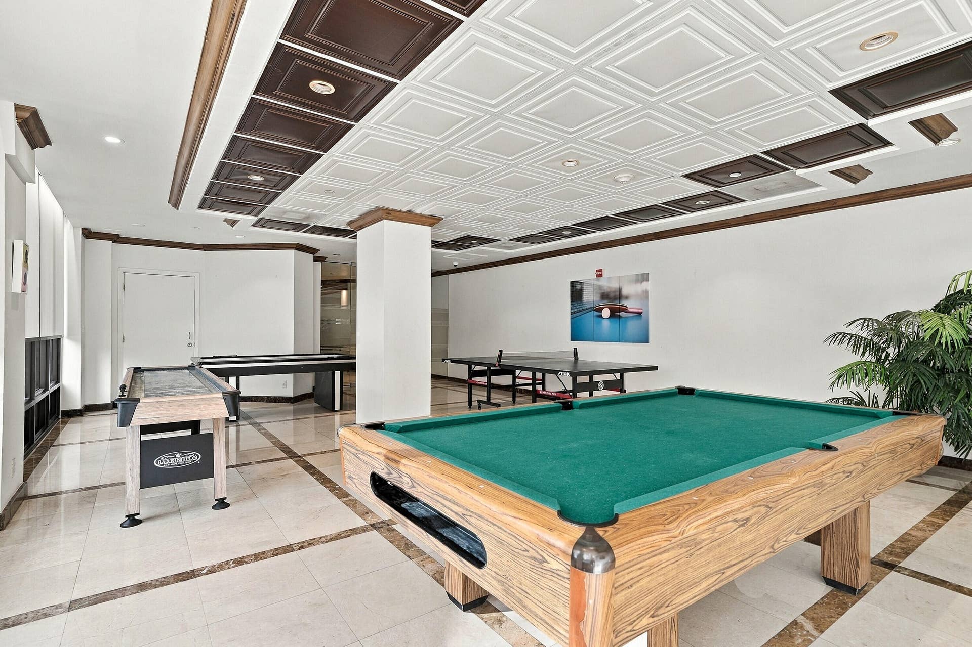 18181 NE 31ST Court, #804, Aventura, FL 33160 Game Room