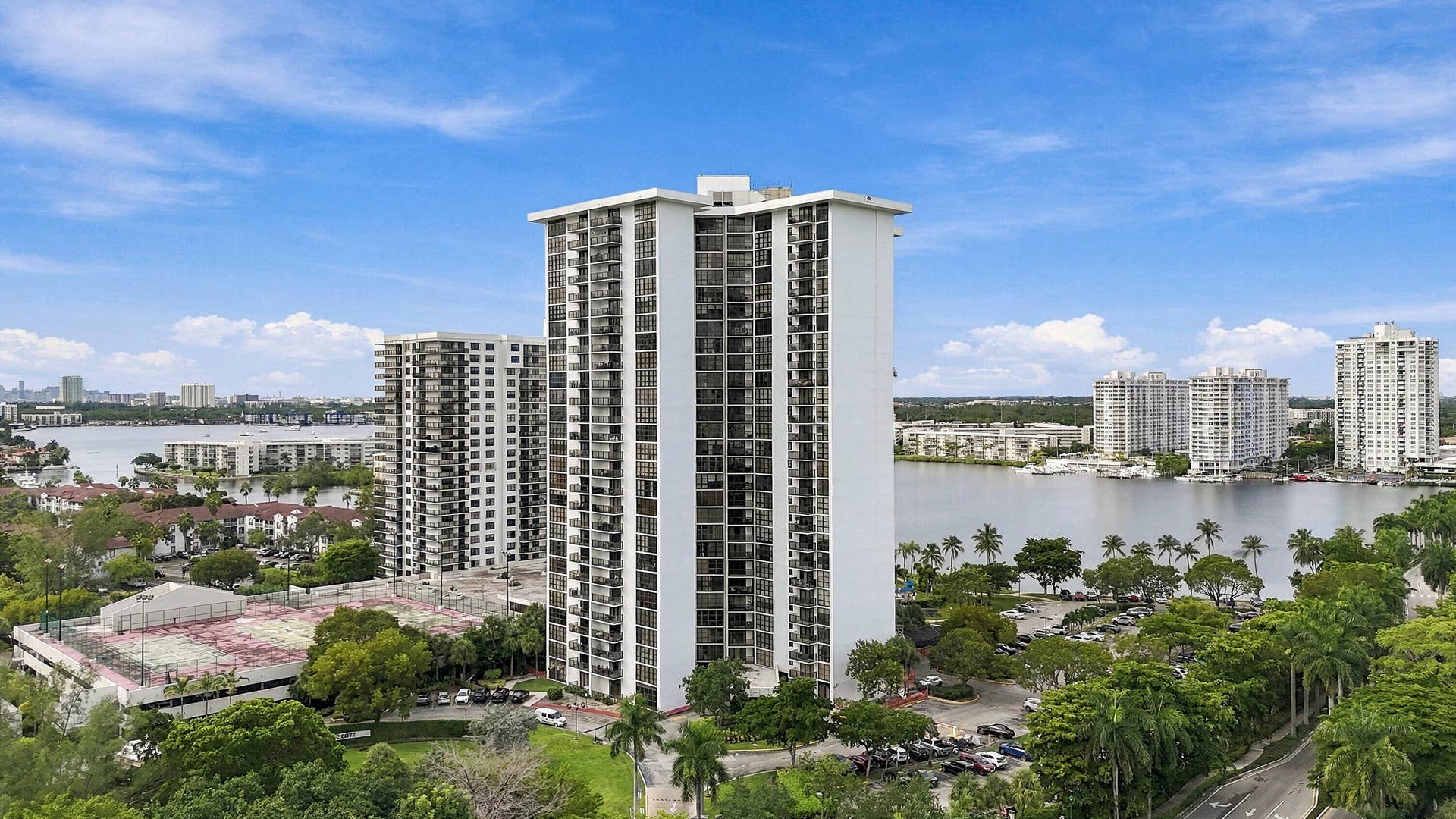 18181 NE 31ST Court, #804, Aventura, FL 33160 Front Building