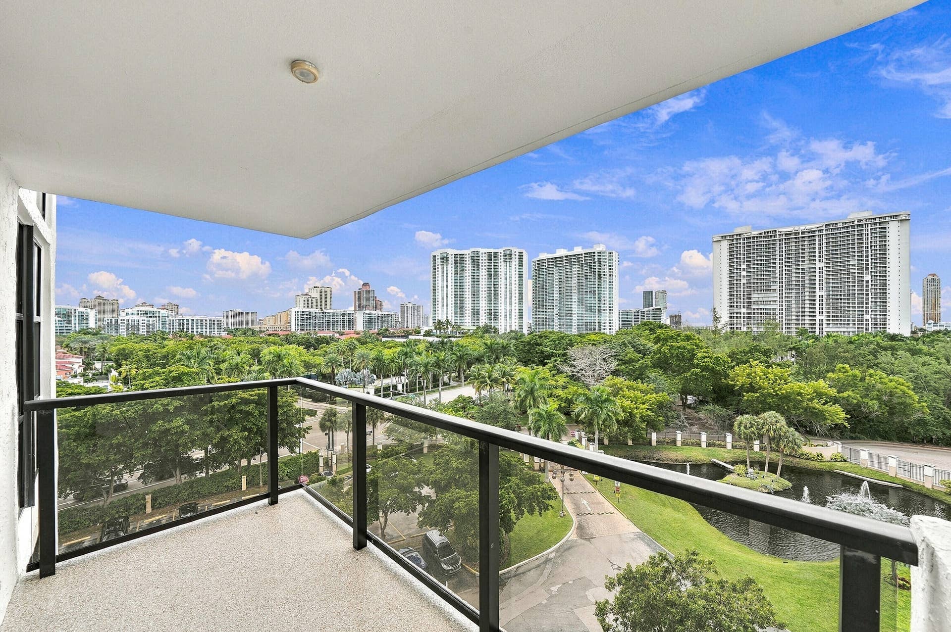 18181 NE 31ST Court, #804, Aventura, FL 33160 16_dsc07870