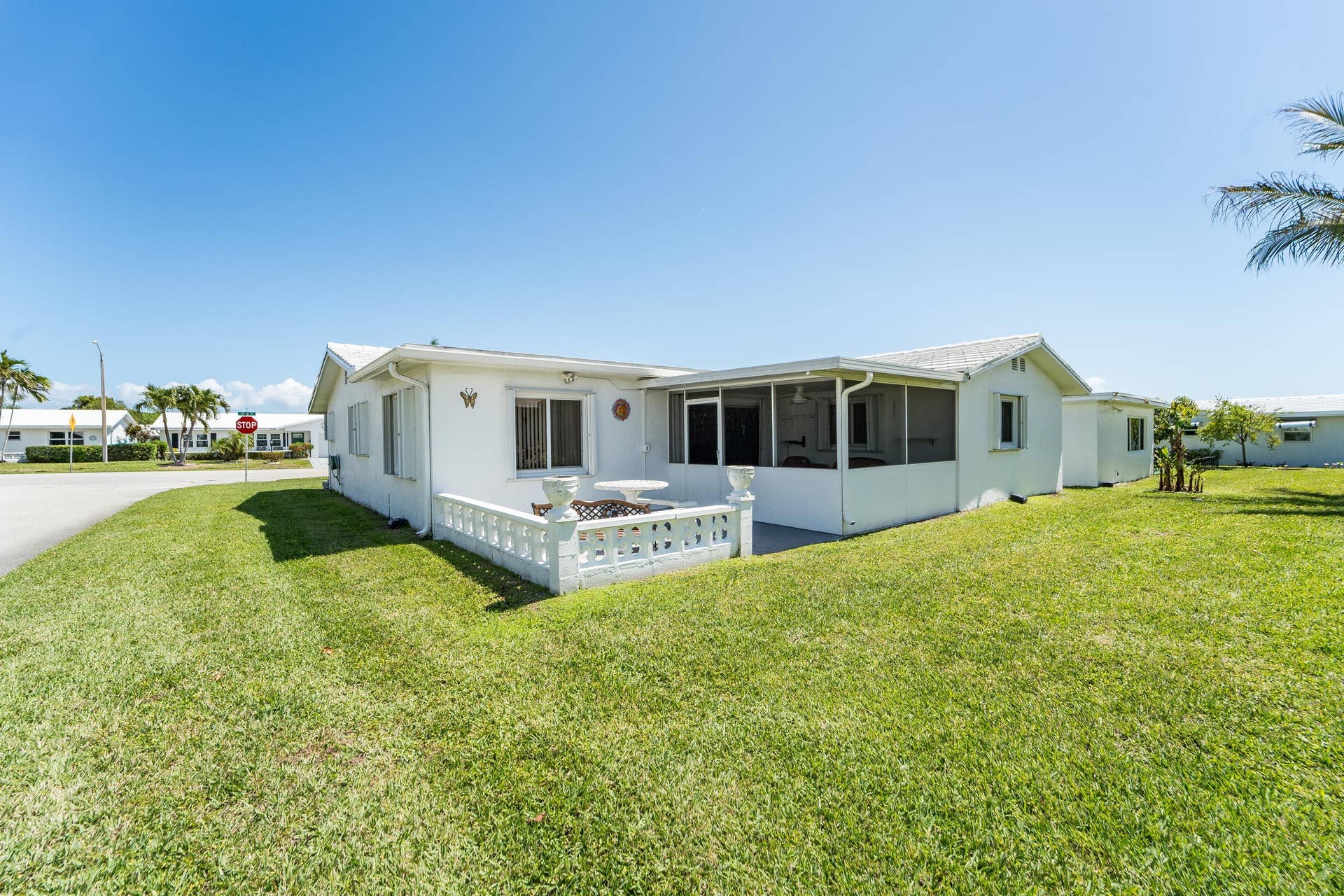 1601 SW 18TH Street SW, Boynton Beach, FL 33426 Large Back Yard