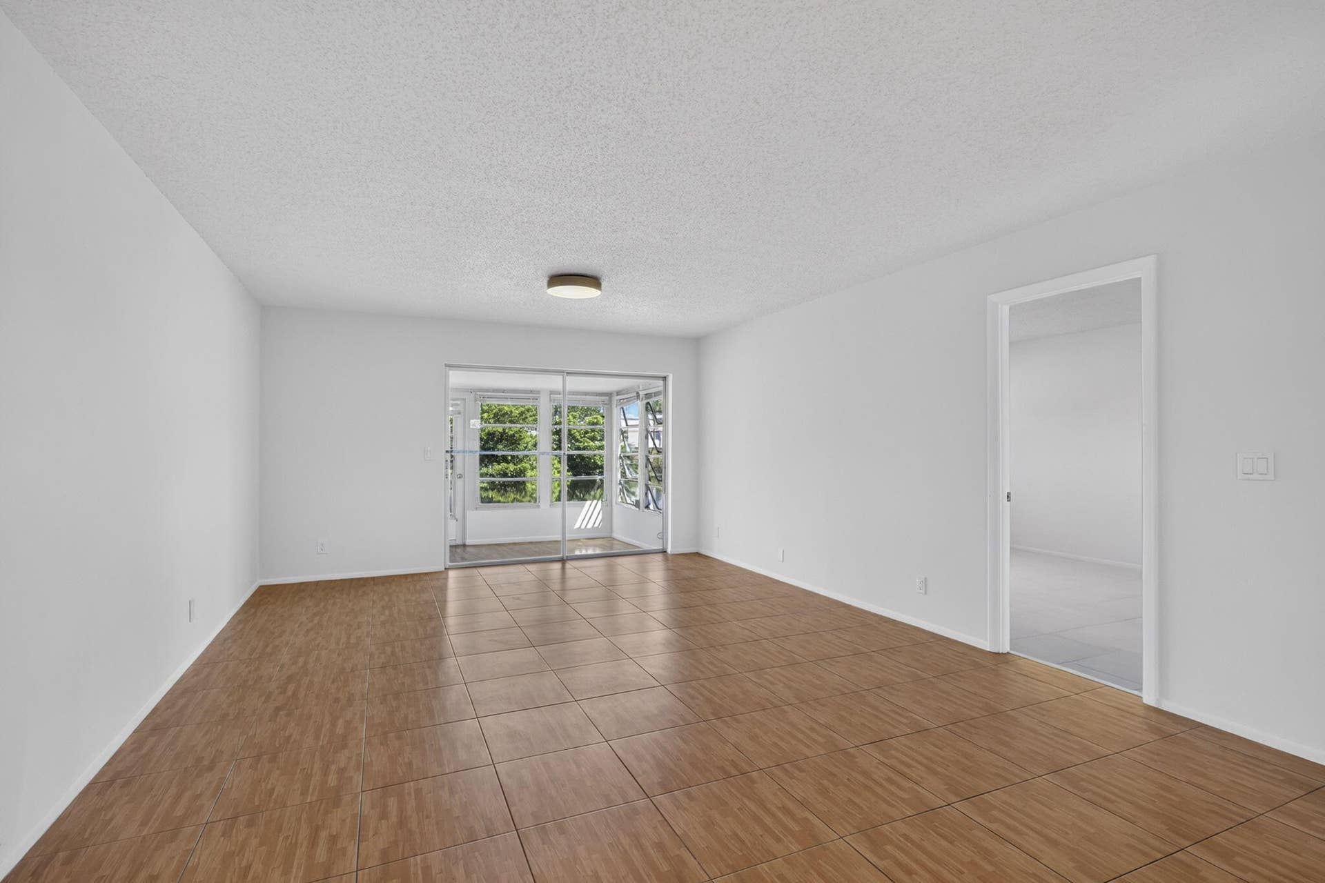 24-web-or-mls-BS1A3682