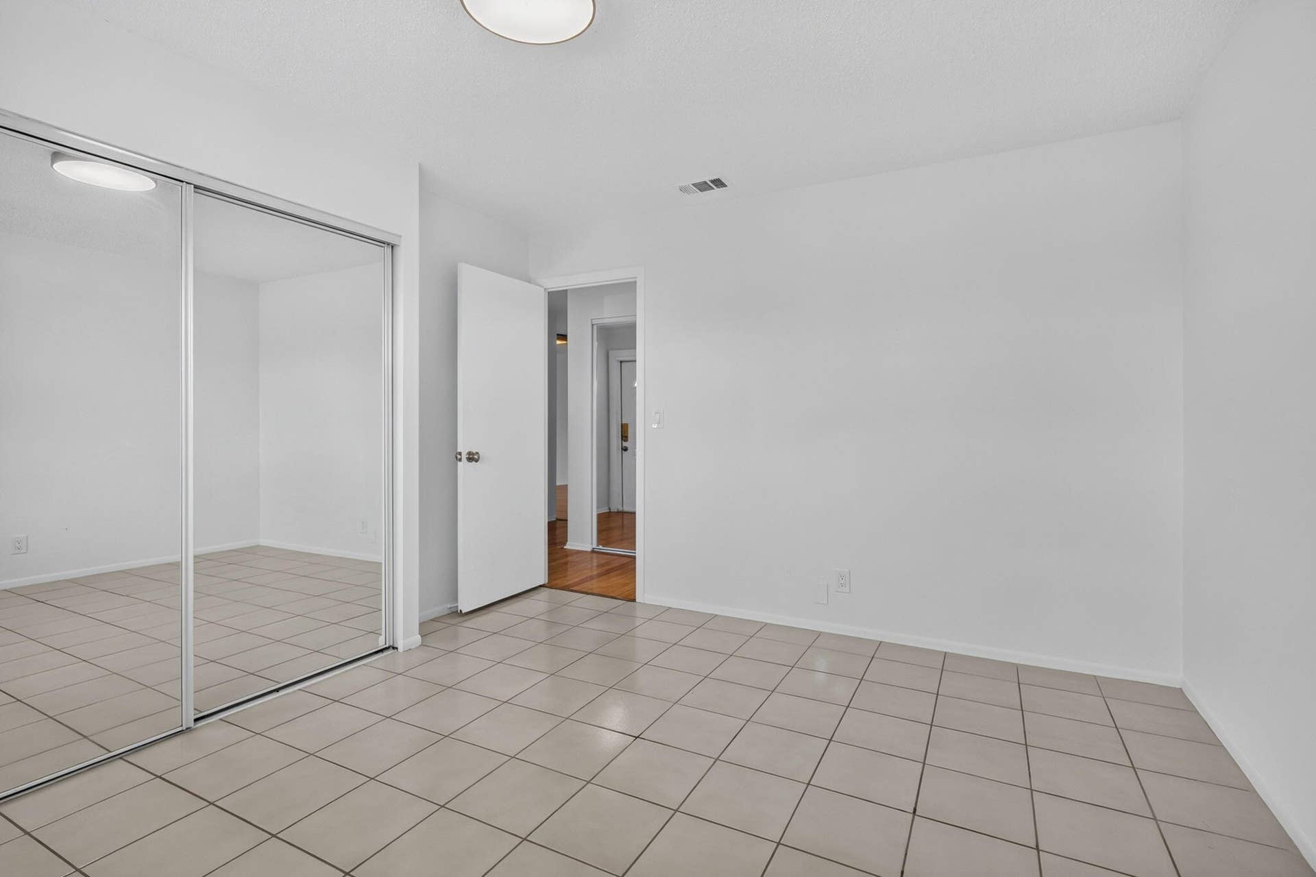 16-web-or-mls-BS1A3637