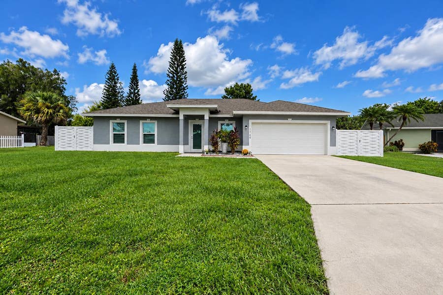Property photo for 1749 SE Vesthaven Court, Port St Lucie, FL