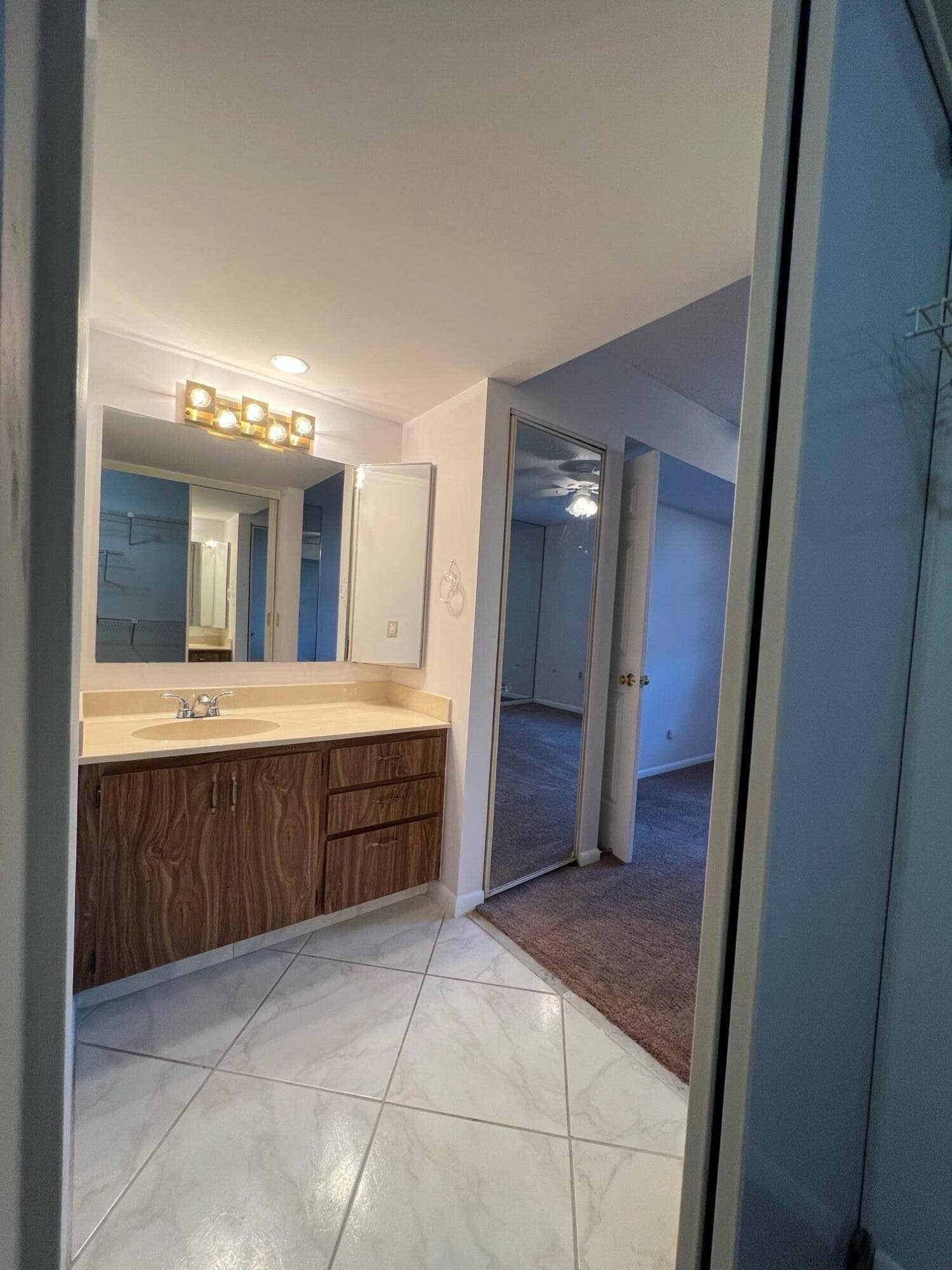 3516 WHITEHALL Drive, #106, West Palm Beach, West Palm Beach, FL 33401 image11