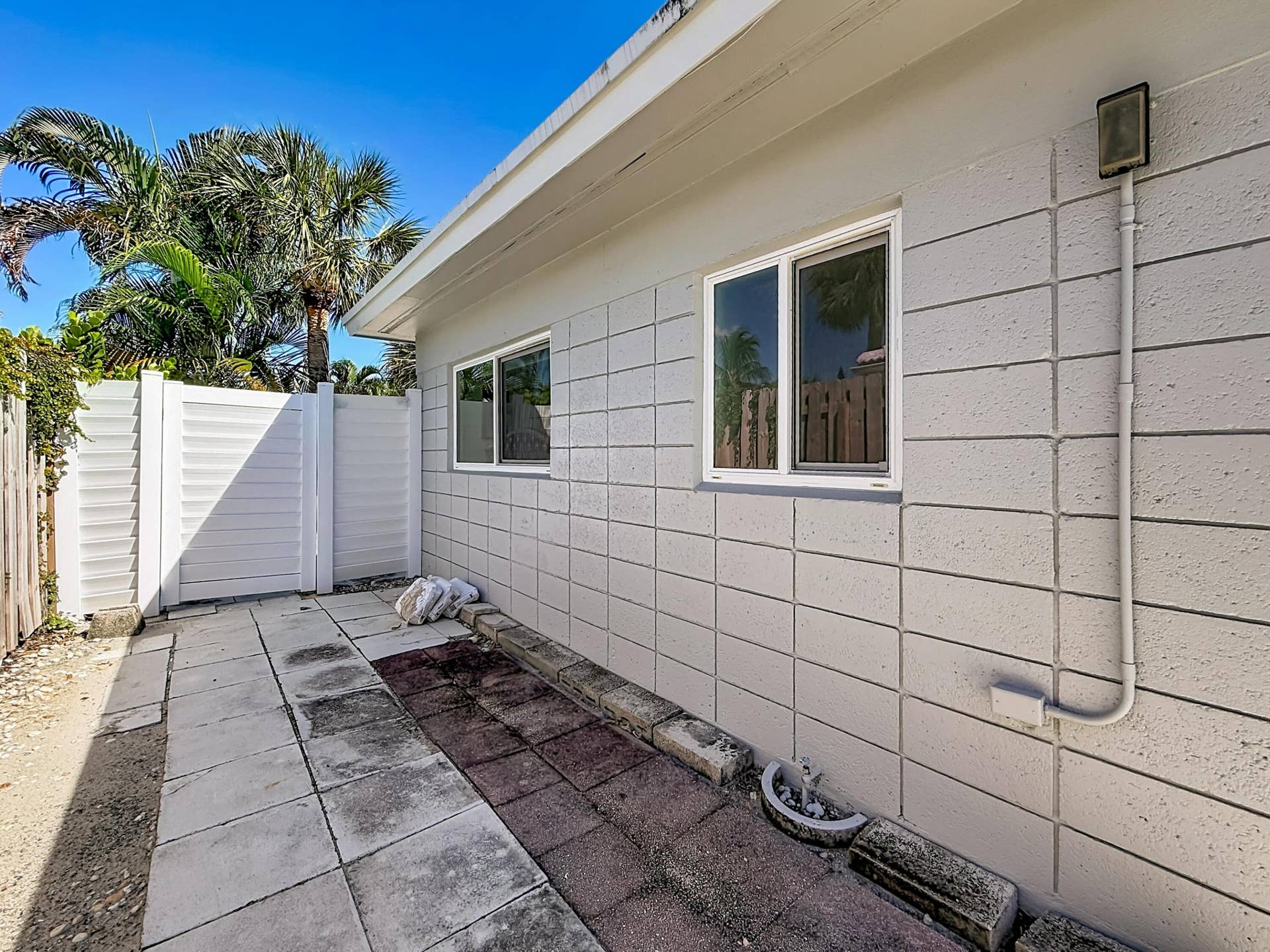 238 CORSAIR Avenue, Lauderdale-By-The-Sea, Lauderdale By The Sea, FL 33308 238 Corsair Avenue-100
