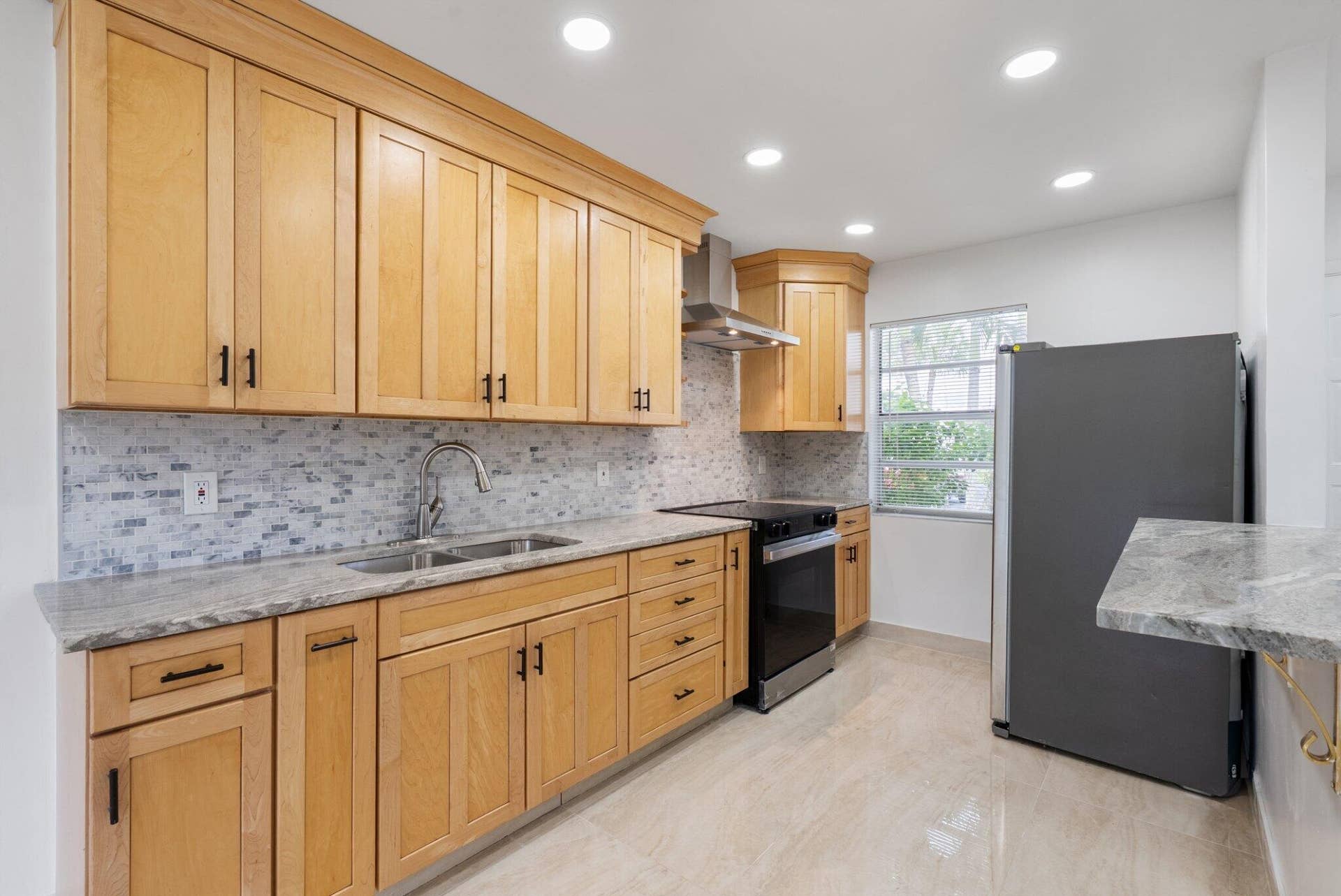 100 Lake Rebecca Drive, West Palm Beach, FL 33411 Update Kitchen-Granite Countertops & Kraft Maid Cabinetry
