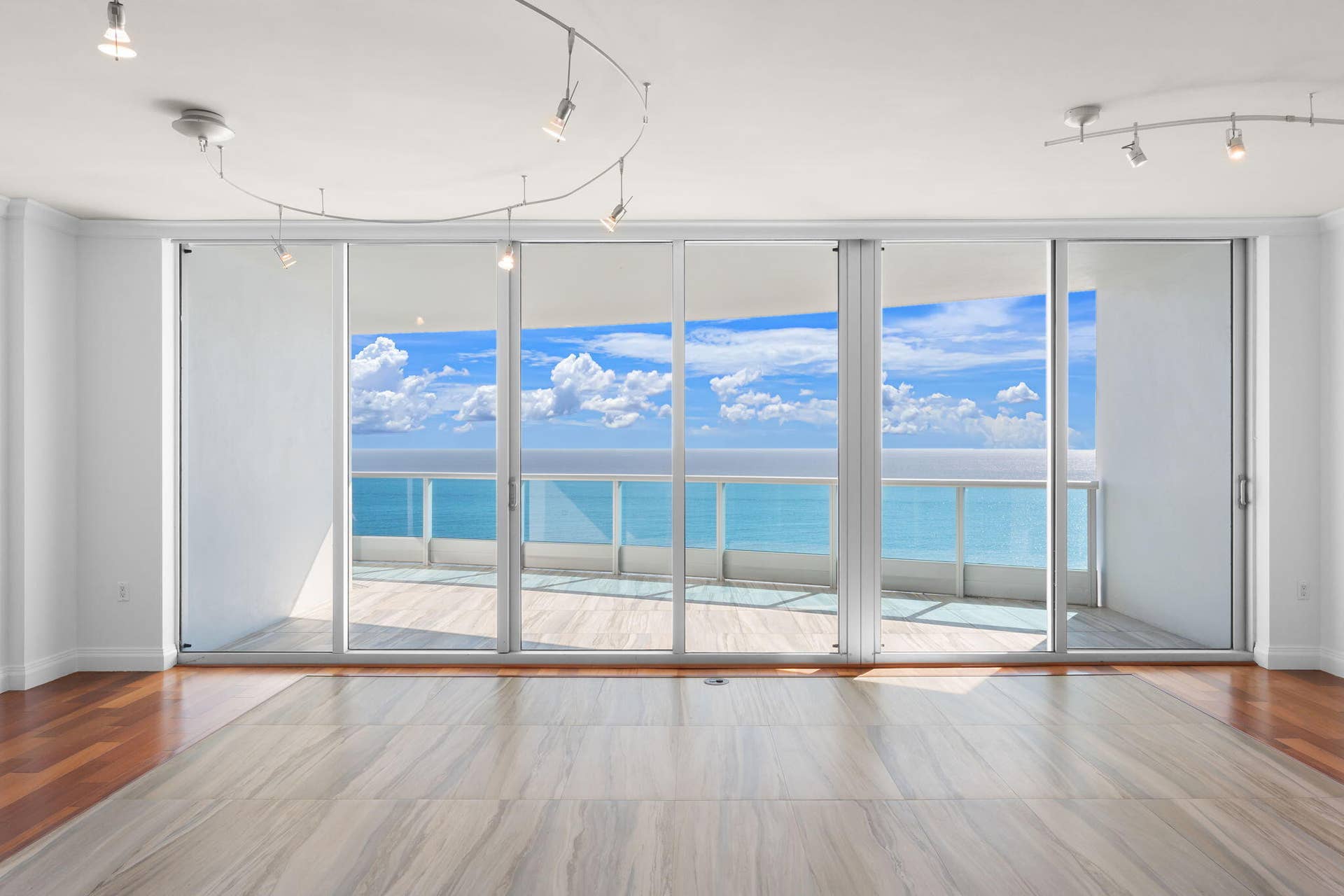 9-web-or-mls-1600 S Ocean Blvd, Unit 200