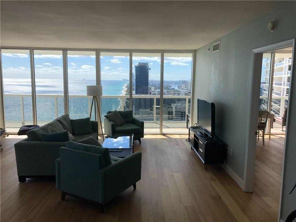 1830 S Ocean Drive, #3502, Hallandale Beach, FL 33009 Living Area
