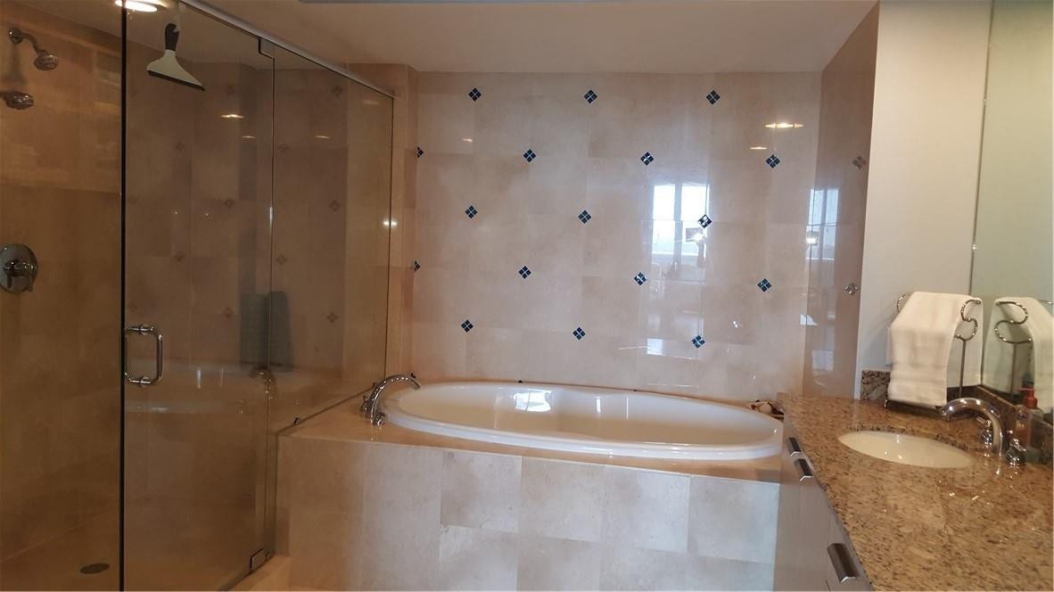 1830 S Ocean Drive, #3502, Hallandale Beach, FL 33009 Master Bathroom