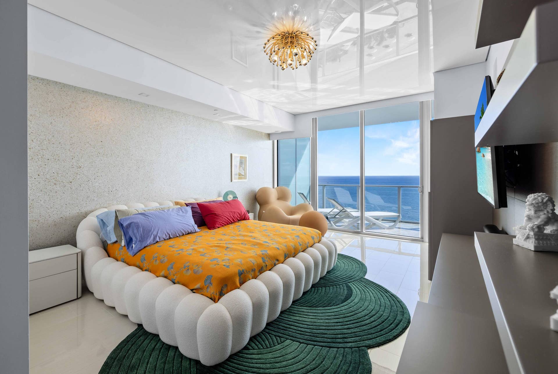 2200 N OCEAN Boulevard, #S1402, Fort Lauderdale, FL 33305 Expansive Primary Bedroom