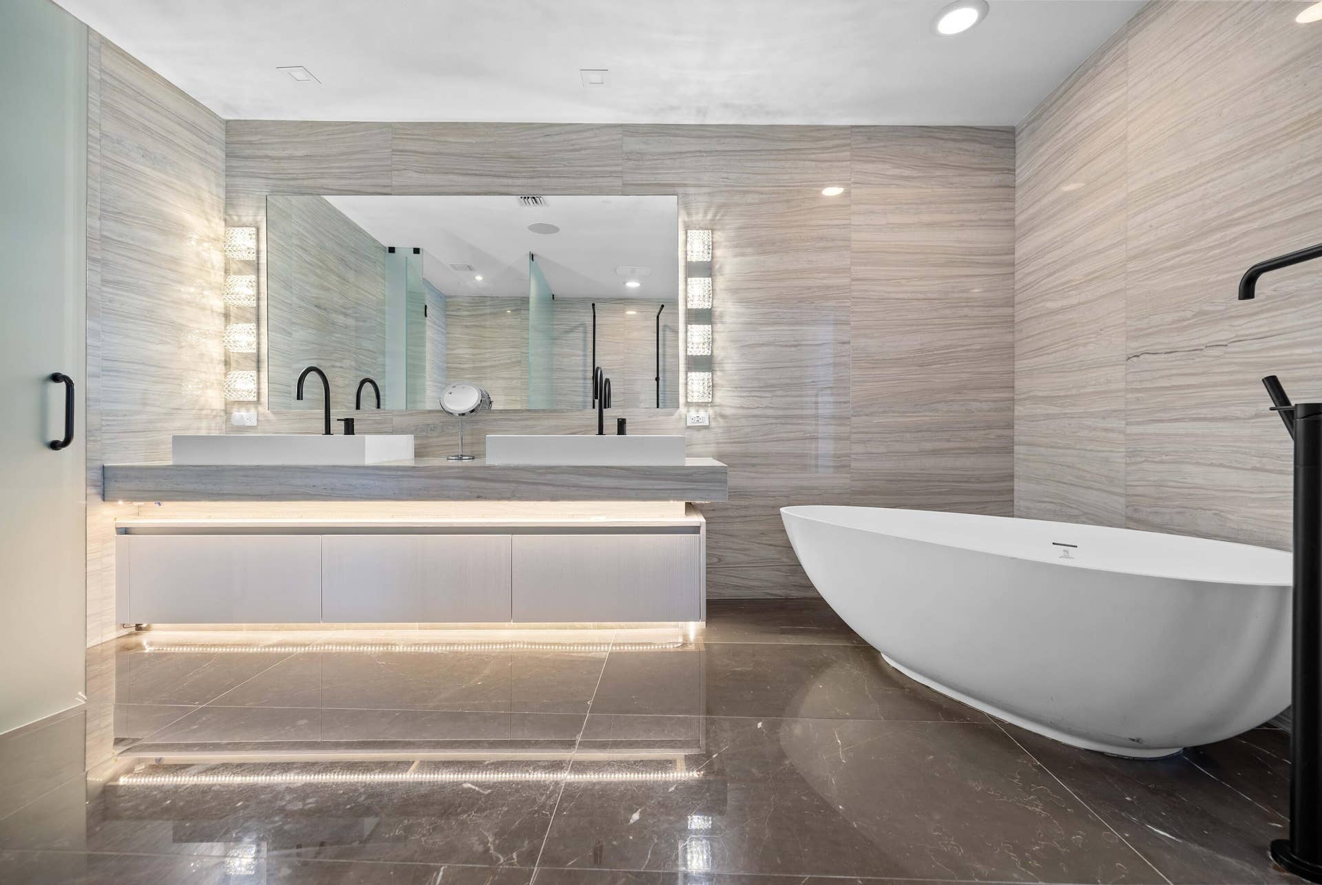 2200 N OCEAN Boulevard, #S1402, Fort Lauderdale, FL 33305 Primary Bathroom