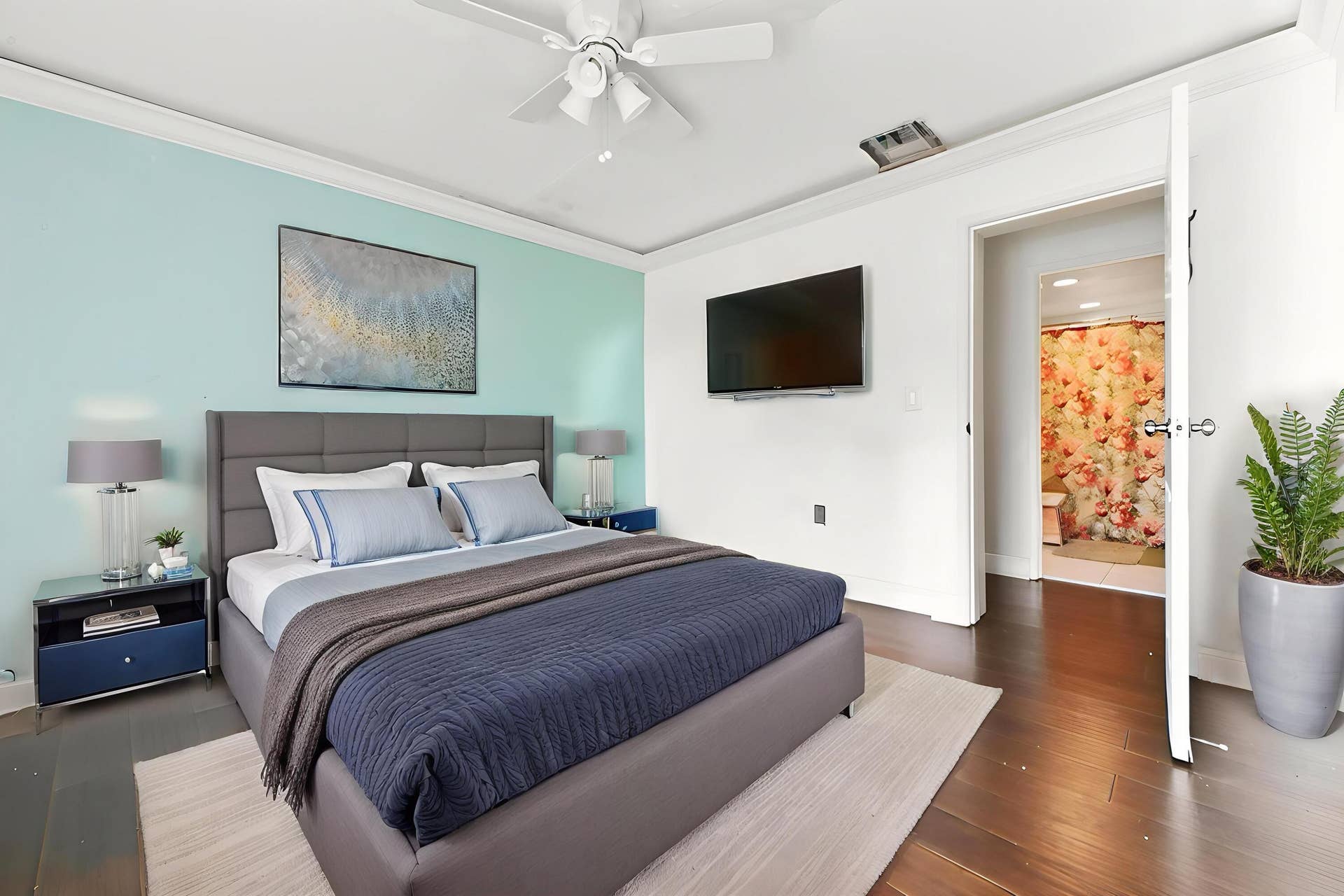 16-Bedroom-02_VS_decl