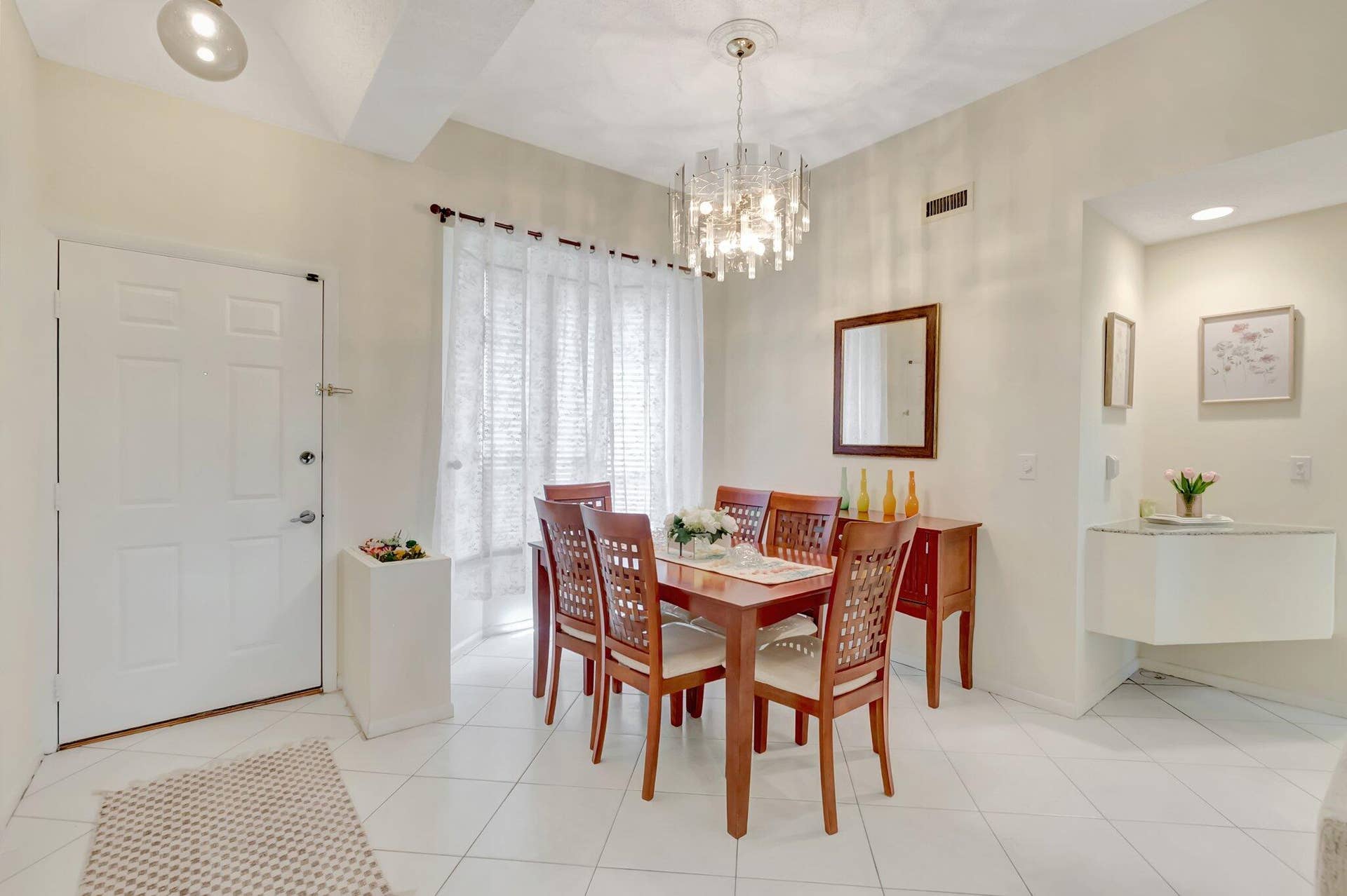 7472 La Paz Boulevard, #302, Boca Raton, Boca Raton, FL 33433 dining room