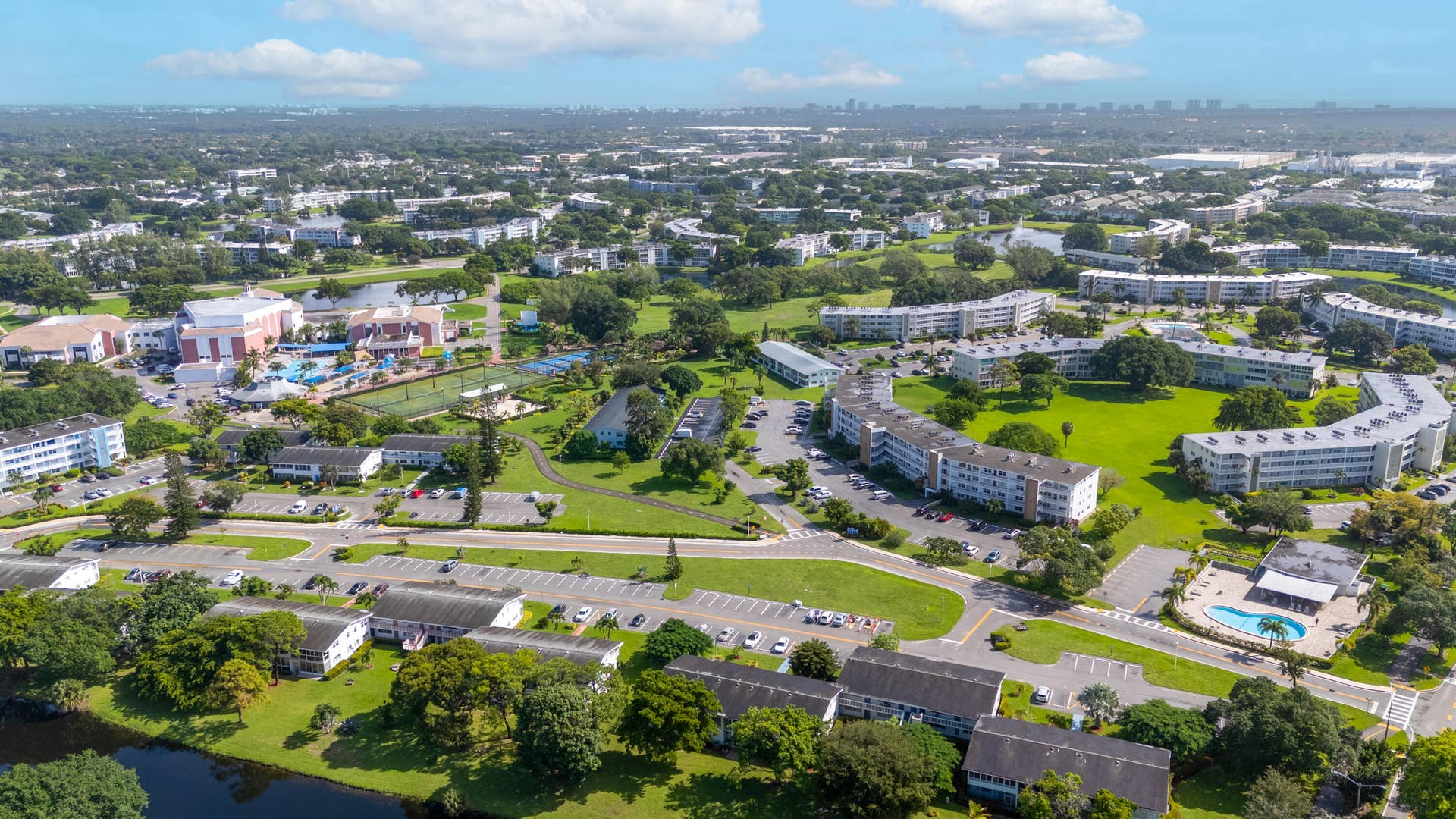 66 Lyndhurst C, Deerfield Beach, FL 33442 dji_fly_20251006_105340_0102_17597670706