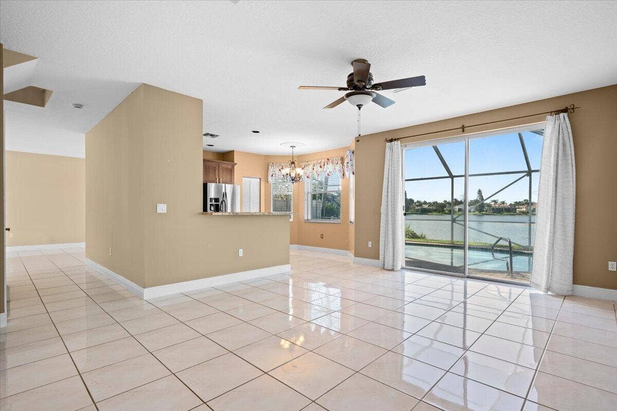 7639 Northtree Club Drive, Greenacres, FL 33467 12-LUX_6219