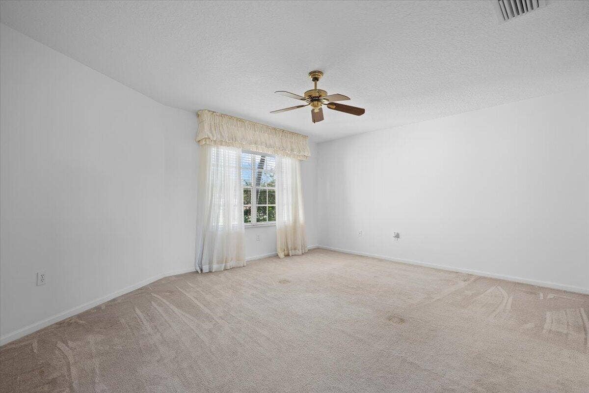 7639 Northtree Club Drive, Greenacres, FL 33467 19-LUX_6259