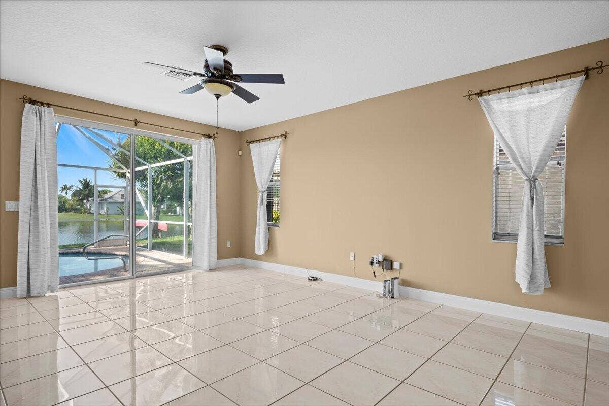 7639 Northtree Club Drive, Greenacres, FL 33467 14-LUX_6234