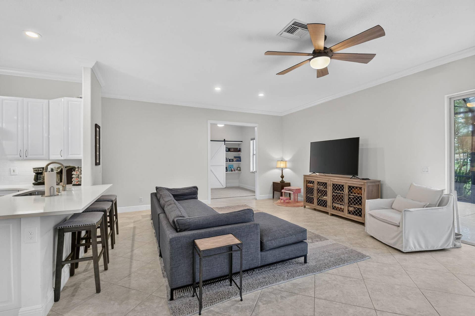 6548 ROCK CREEK Drive, Lake Worth, FL 33467 24-web-or-mls-DSC_9428