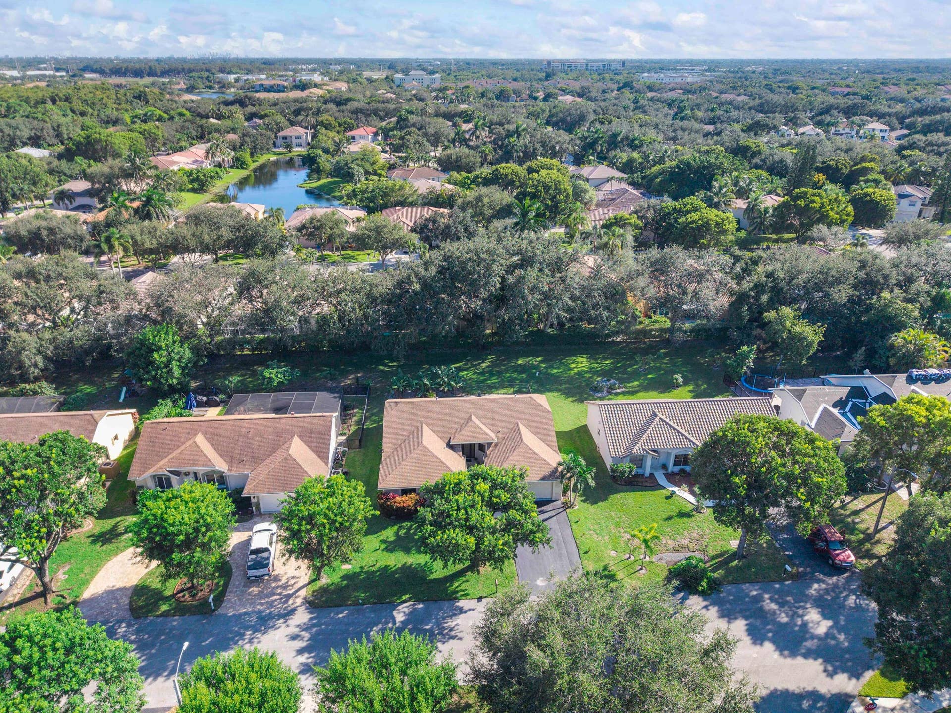 5285 Nw 51st Ct_002