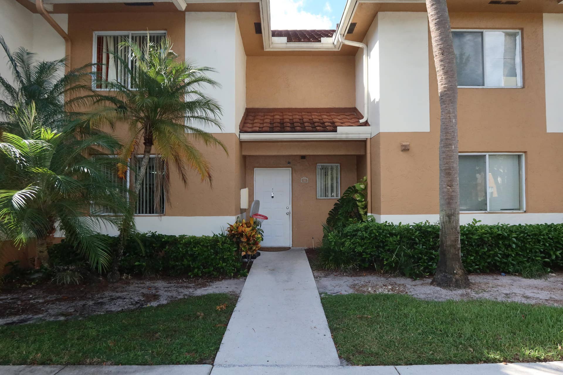 781 NW 91ST Terrace, Plantation, FL 33324 IMG_7084
