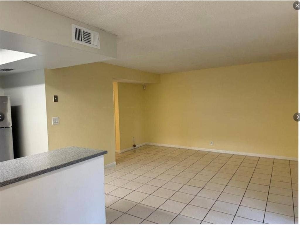 25 Laredo Place, Davie, FL 33324 IMG_0072