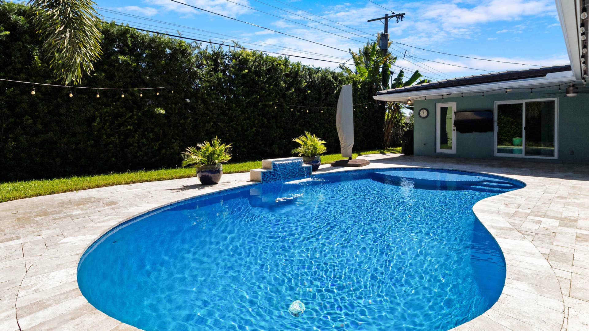 5830 NE 21ST Avenue, Fort Lauderdale, FL 33308 49_accutour_01 5830-ne-21st-ave-045