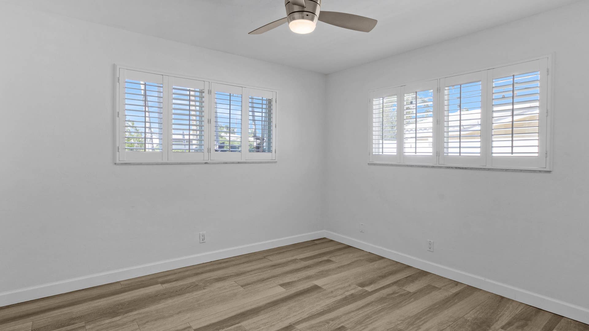 5830 NE 21ST Avenue, Fort Lauderdale, FL 33308 23_accutour_01 5830-ne-21st-ave-022