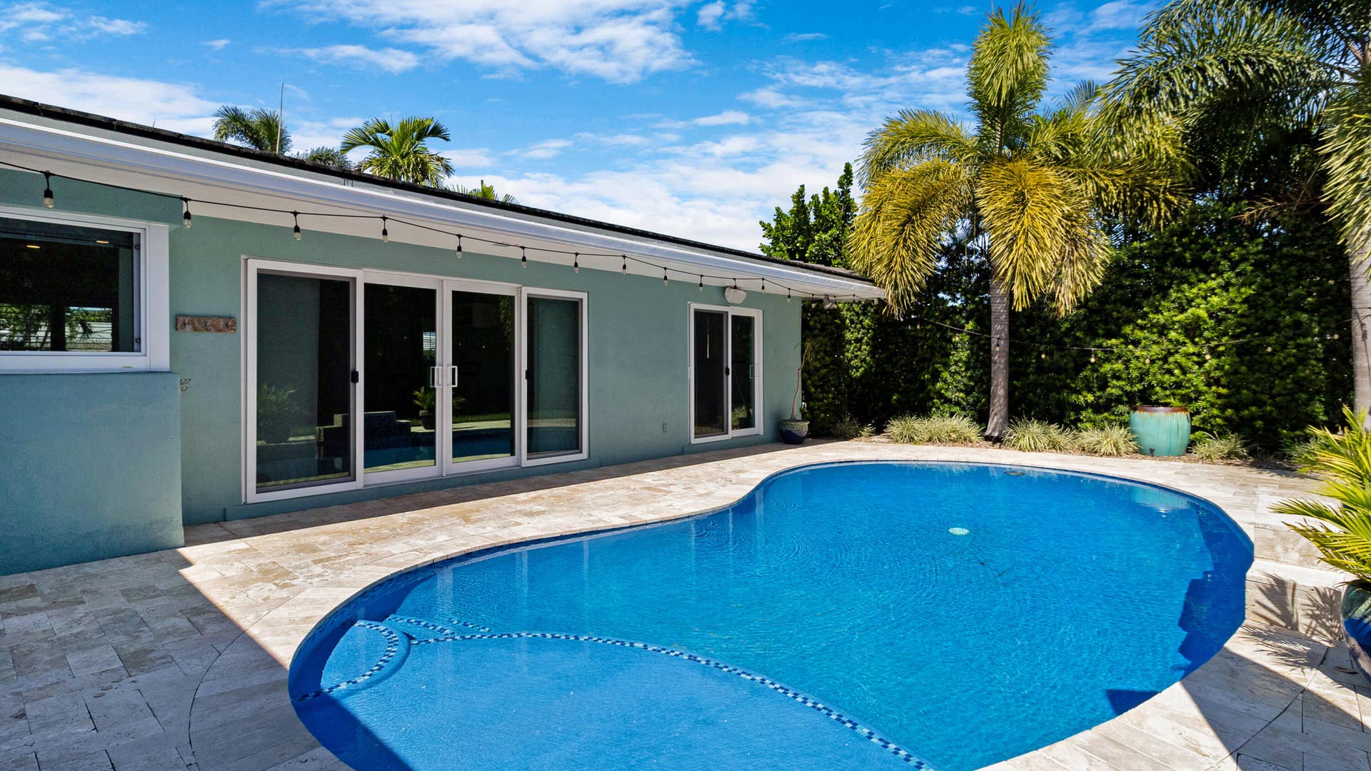 5830 NE 21ST Avenue, Fort Lauderdale, FL 33308 47_accutour_01 5830-ne-21st-ave-043