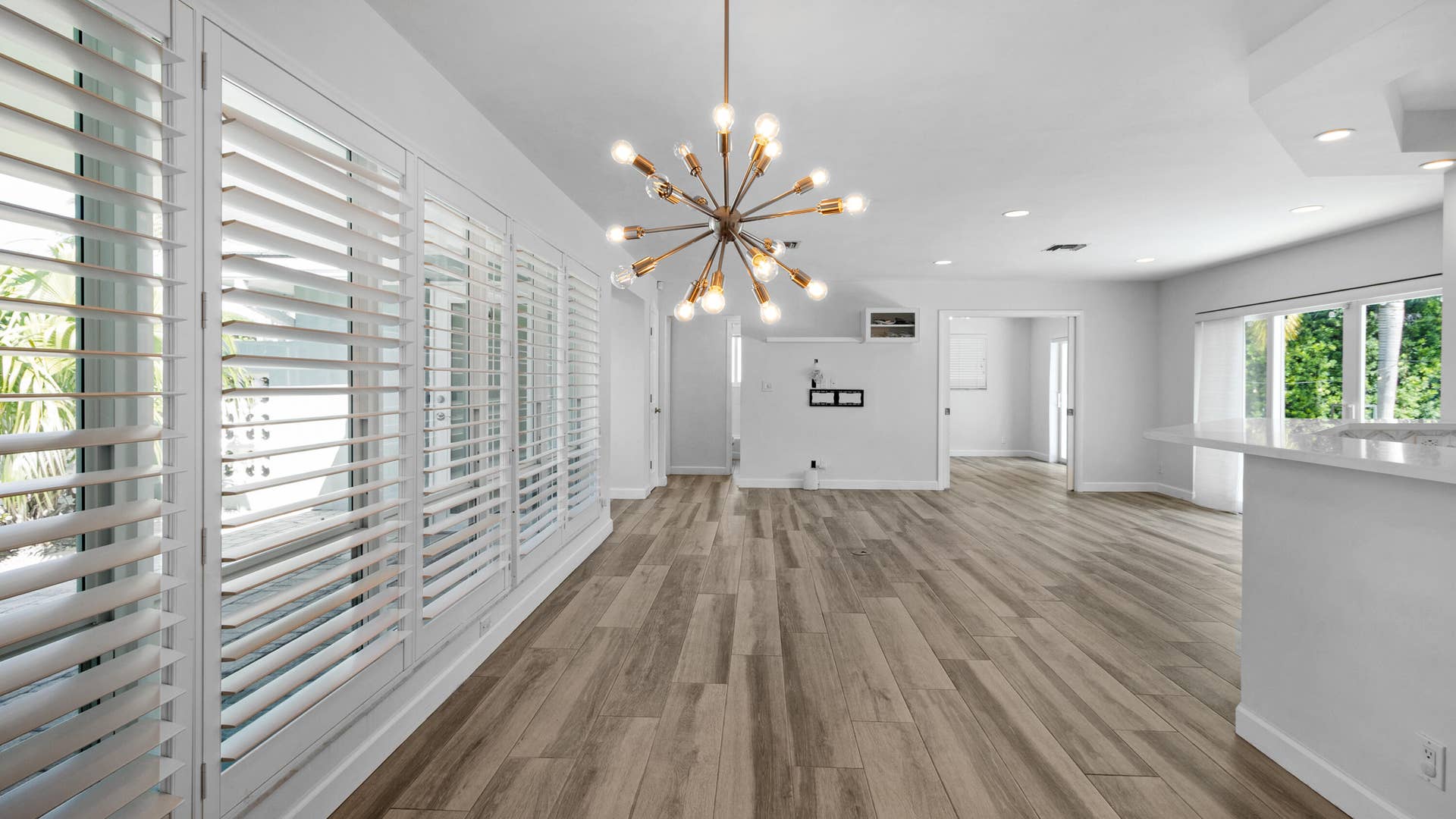 5830 NE 21ST Avenue, Fort Lauderdale, FL 33308 11_accutour_01 5830-ne-21st-ave-010
