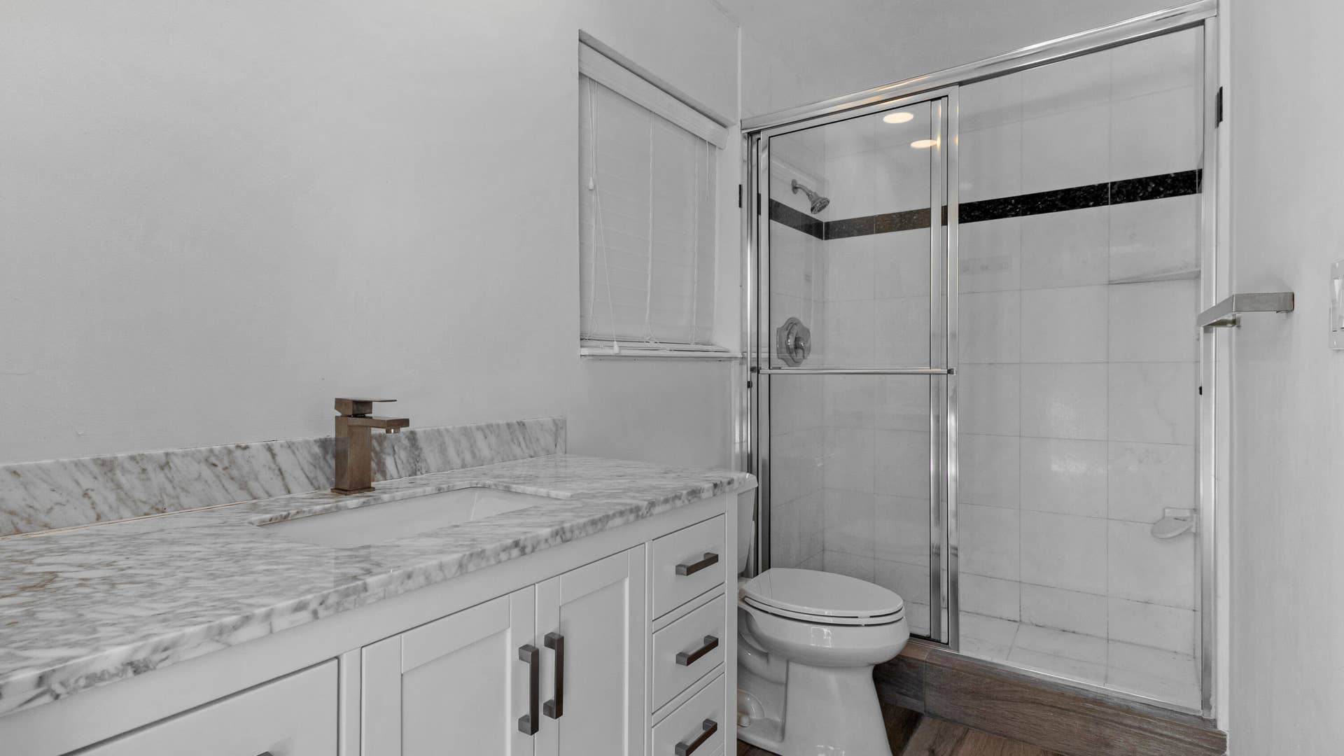 5830 NE 21ST Avenue, Fort Lauderdale, FL 33308 30_accutour_01 5830-ne-21st-ave-028